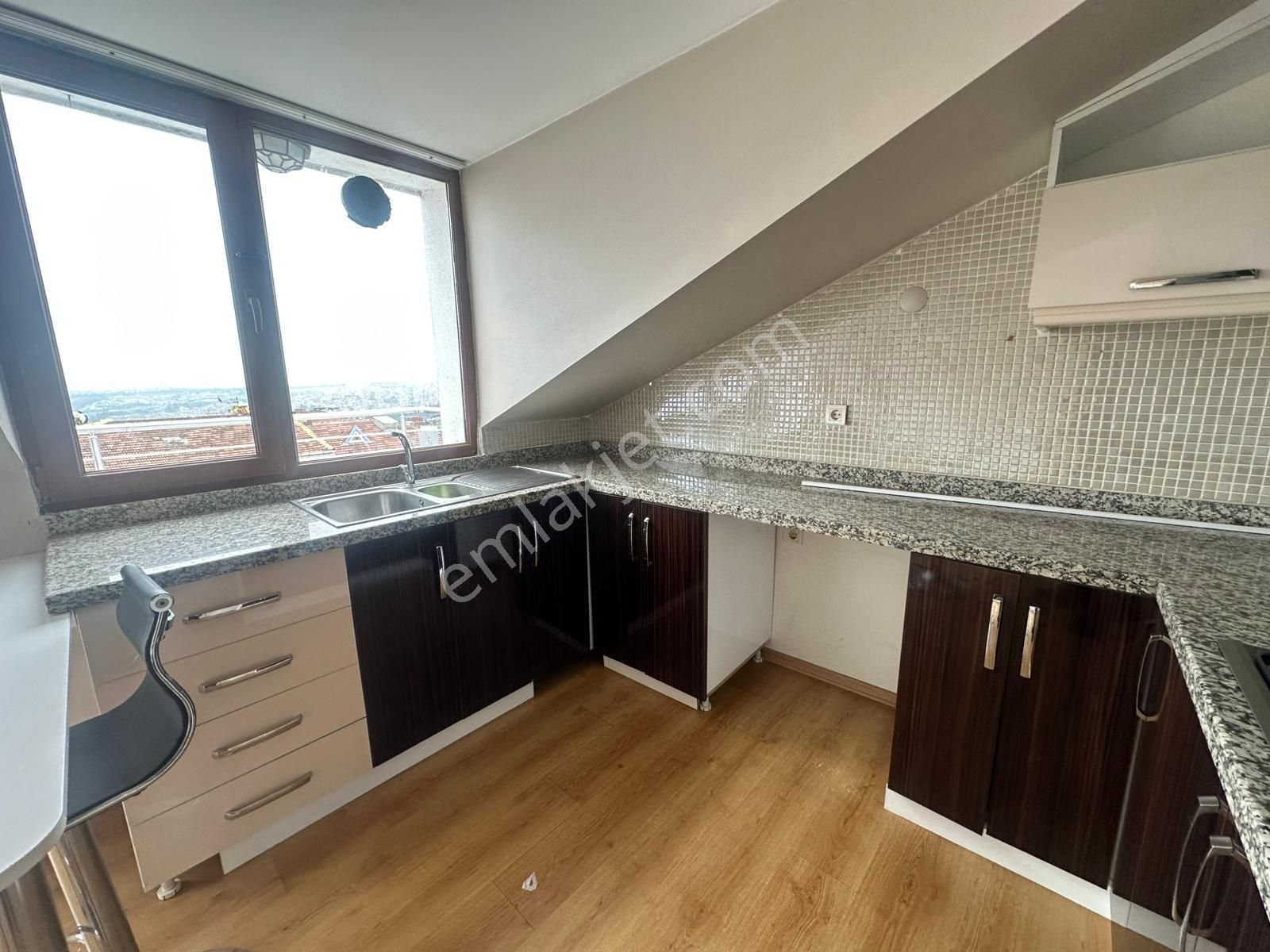Şeref Emlak Manzaralı Satılık Dubleks Daire 12,000,000 Tl - Görsel 25