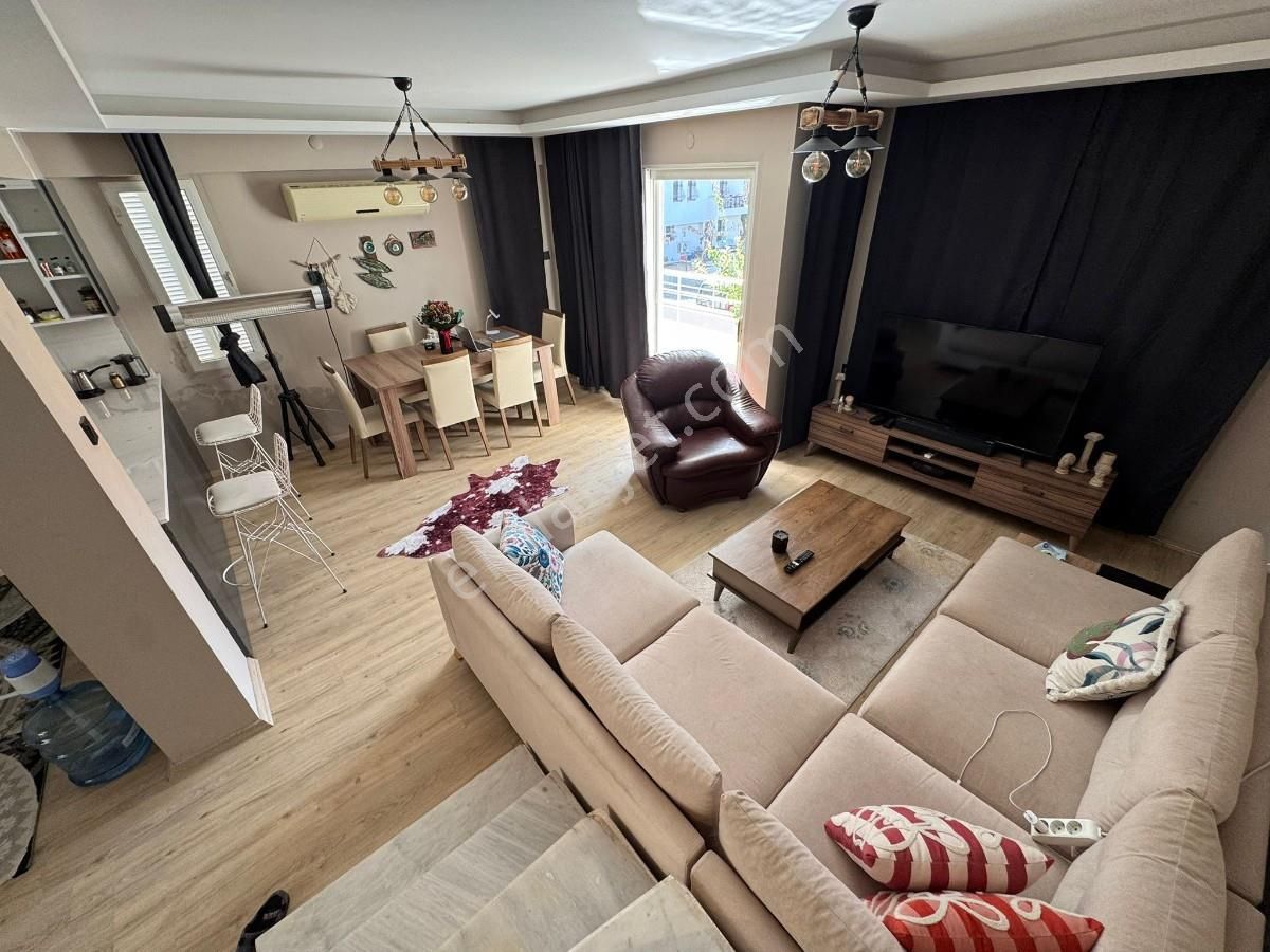 Kuşadası Kadınlar Denizi Mevki Plaja Yakın Satılık Villa - Görsel 18