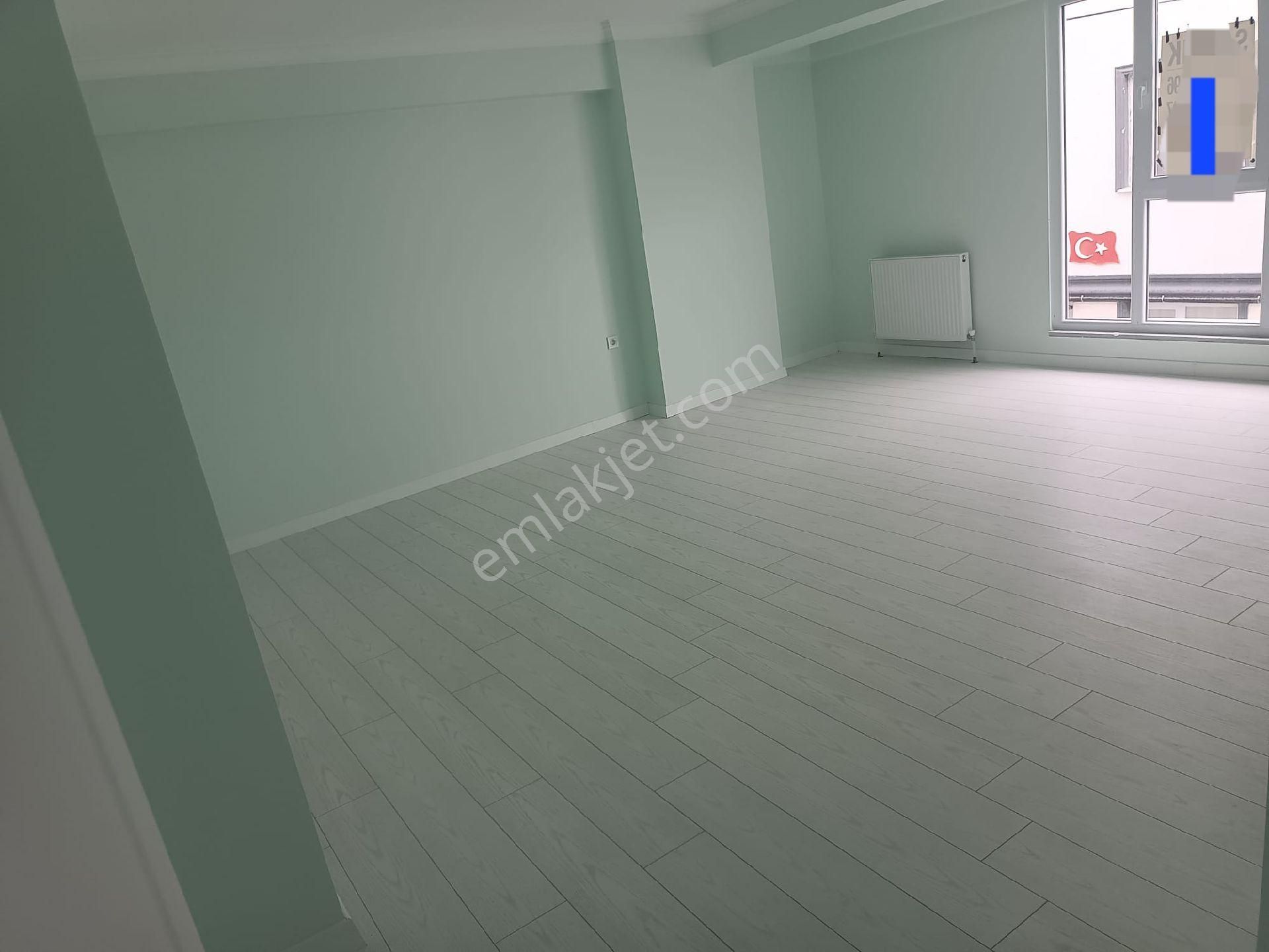 Tekirdağ Altınova Mah 2+1