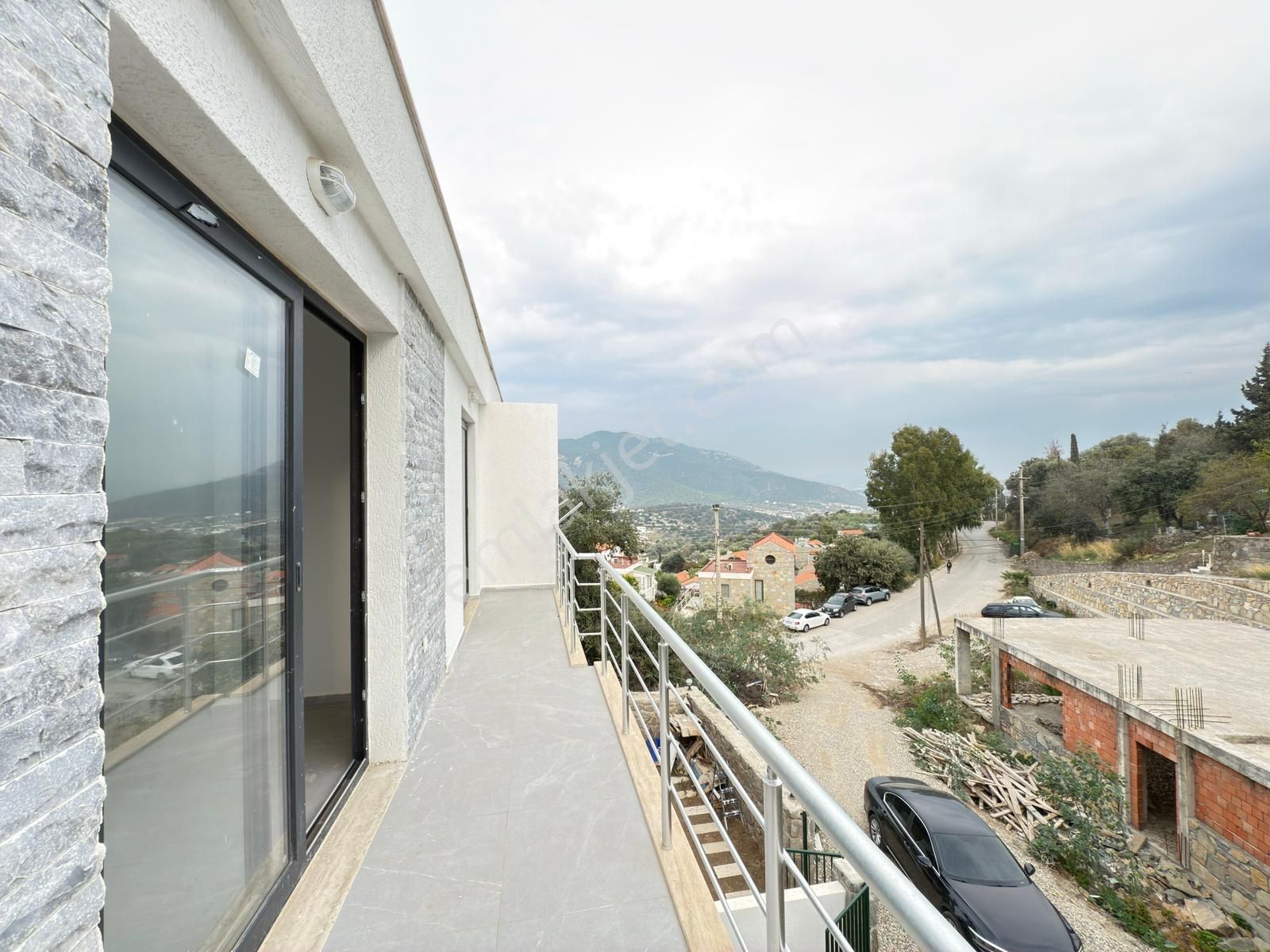 Bodrum Yakaköy'de Satılık 2+1 Üst Kat Daire - Görsel 11