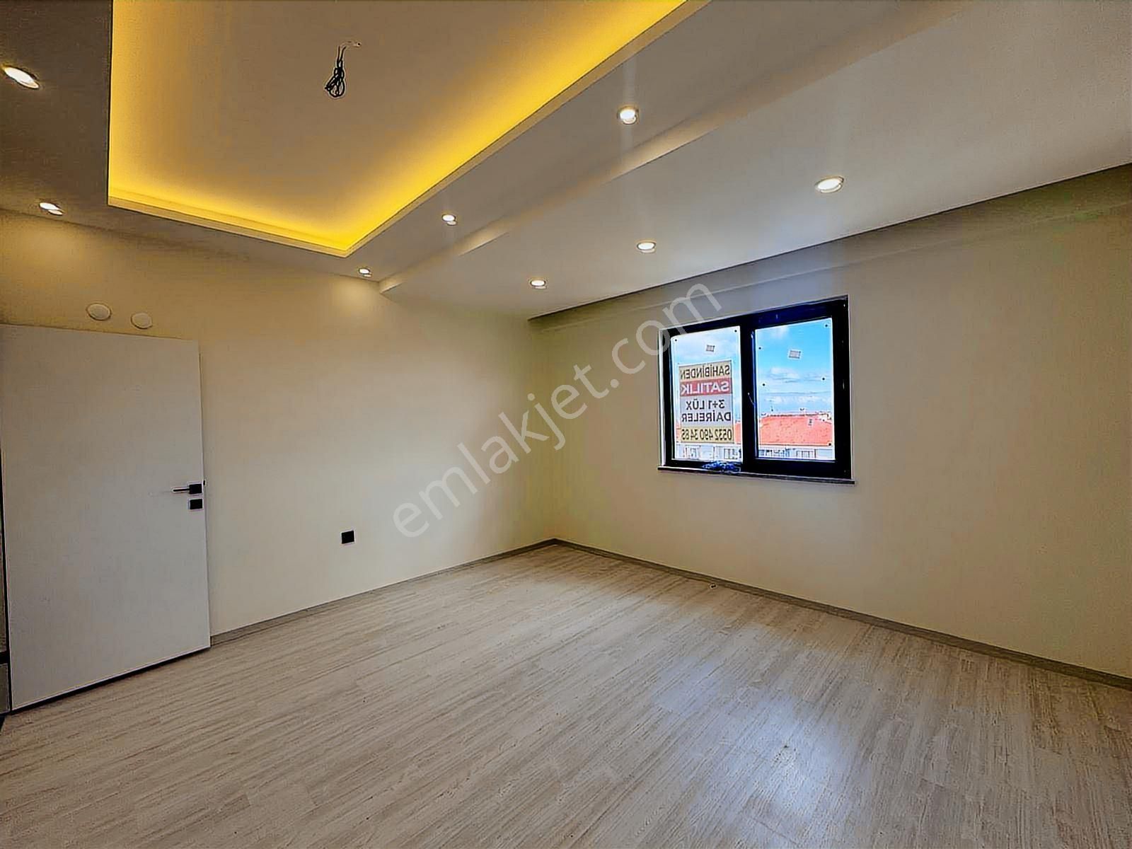 Altınova Mah. Geniş Ferah Denize Sahile Yürüme Mesafede 3+1 Dair - Görsel 28