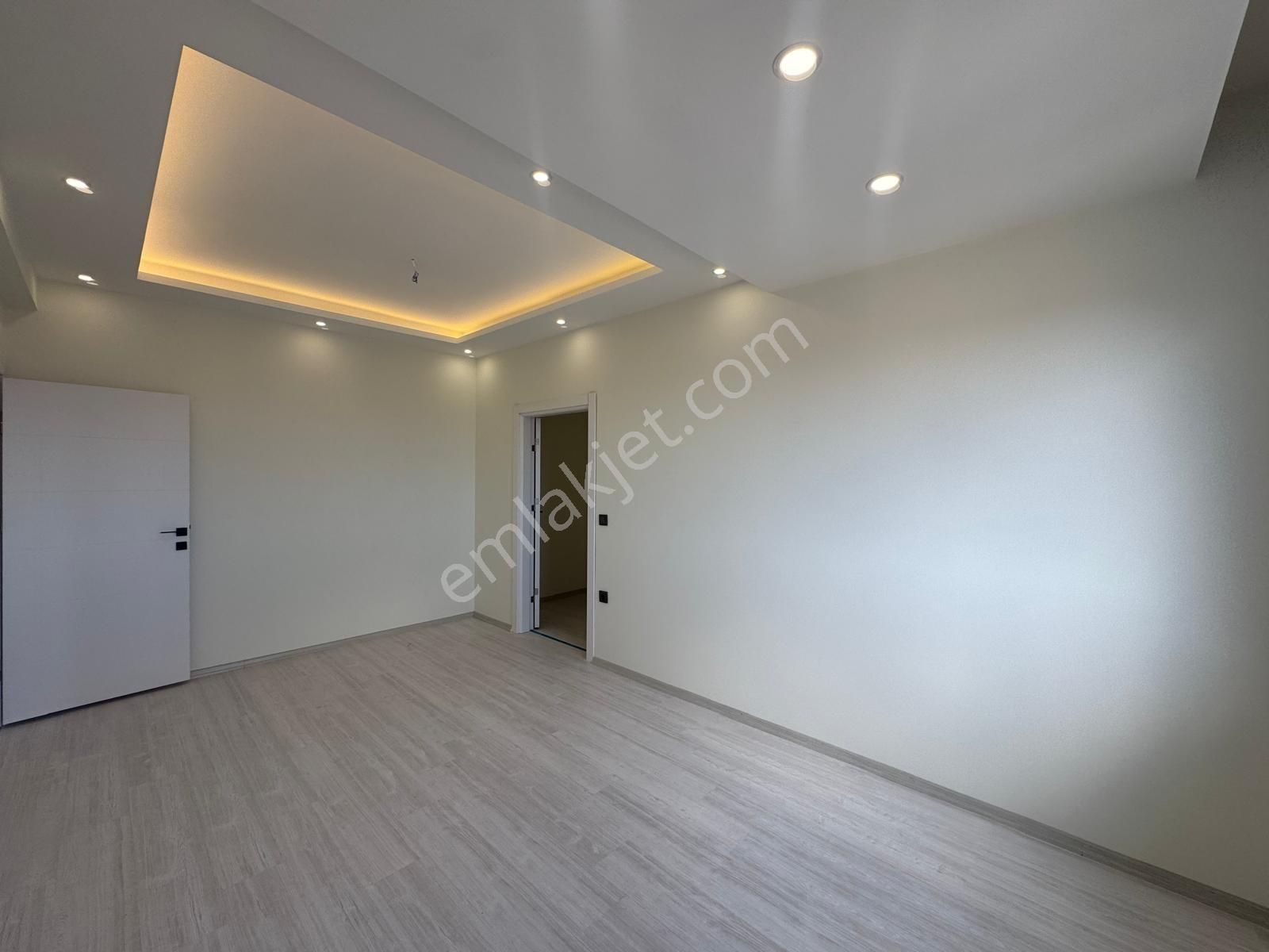 Altınova Mah. Geniş Ferah Denize Sahile Yürüme Mesafede 3+1 Dair - Görsel 26