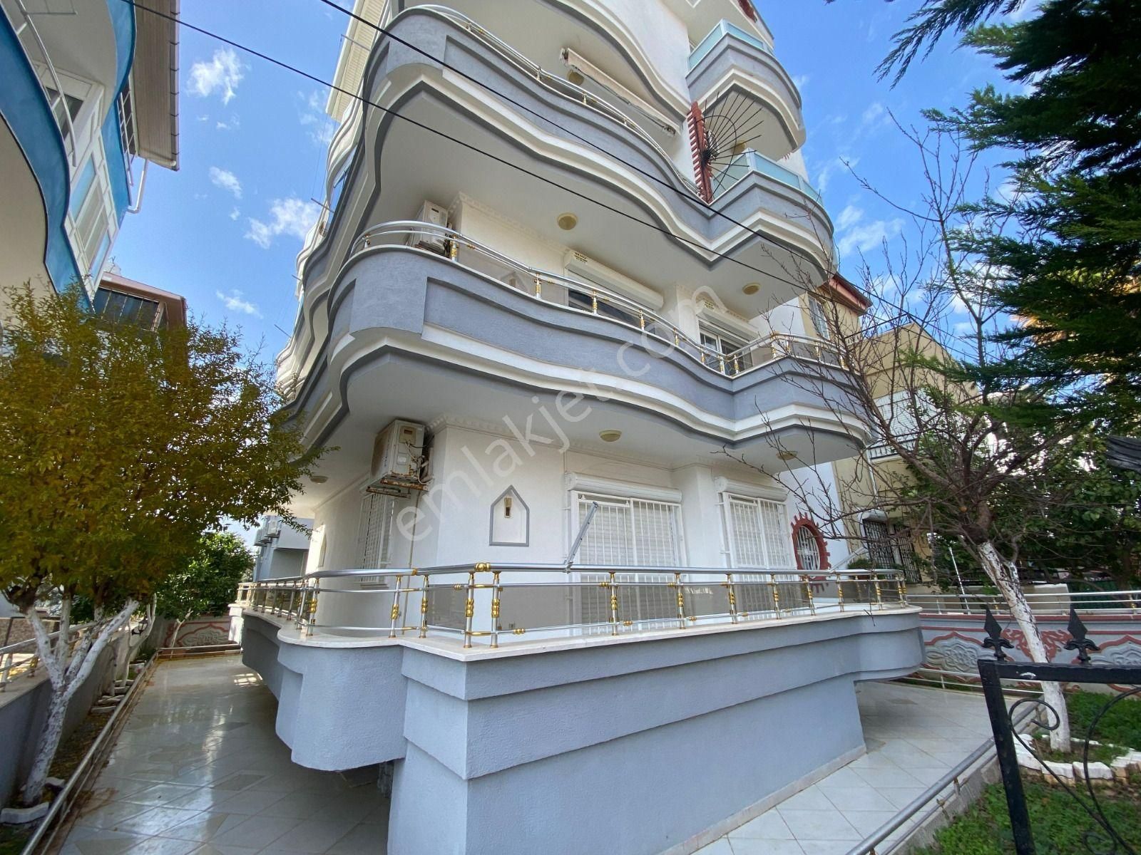 Didim Çamlık Mahallesinde Denize Yürüme Mesafesinde 2+1 Eşyalı Kiralık Fırsat Daire