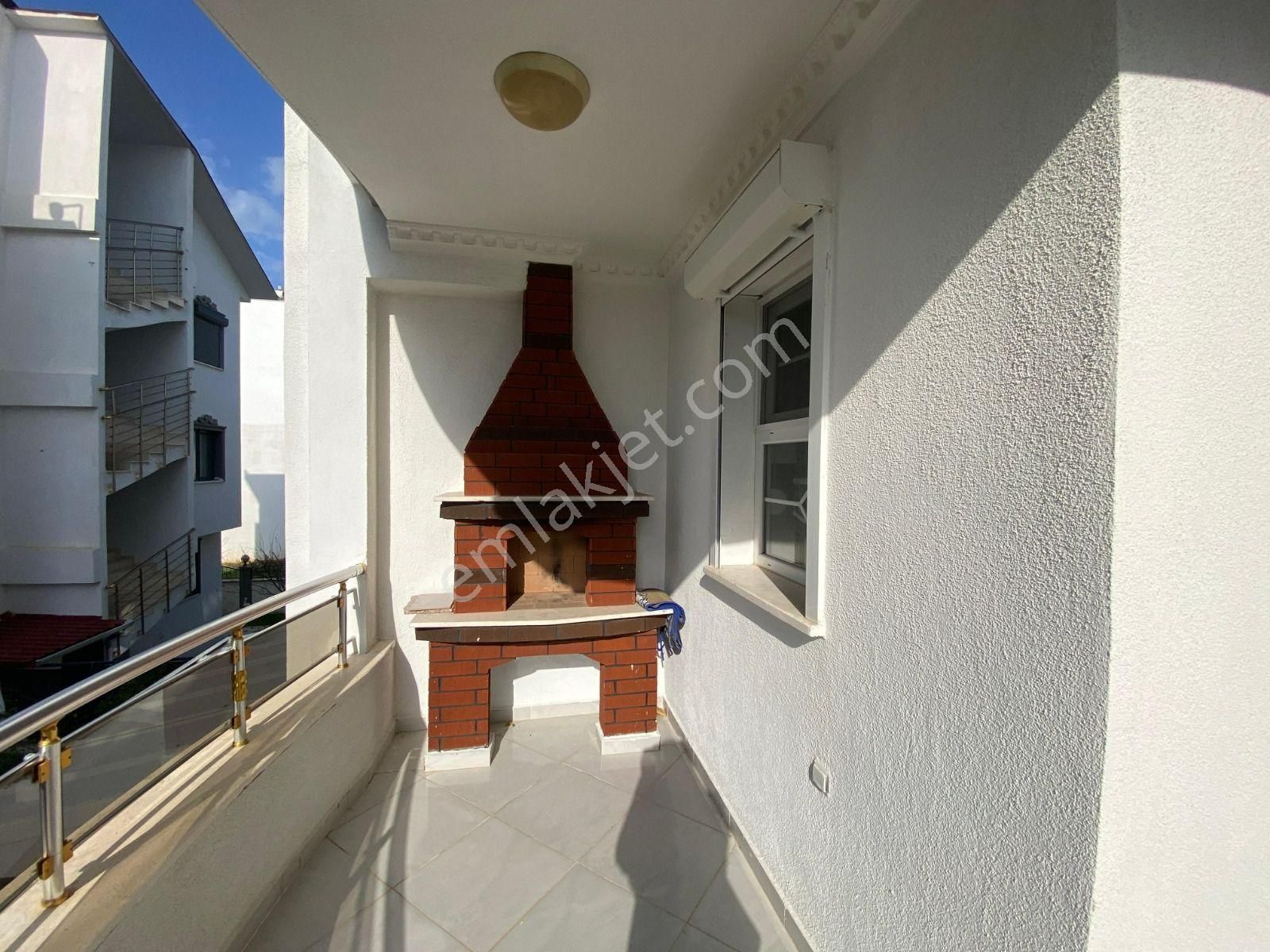 Didim Çamlık Mahallesinde Denize Yürüme Mesafesinde 2+1 Eşyalı Kiralık Fırsat Daire - Görsel 14