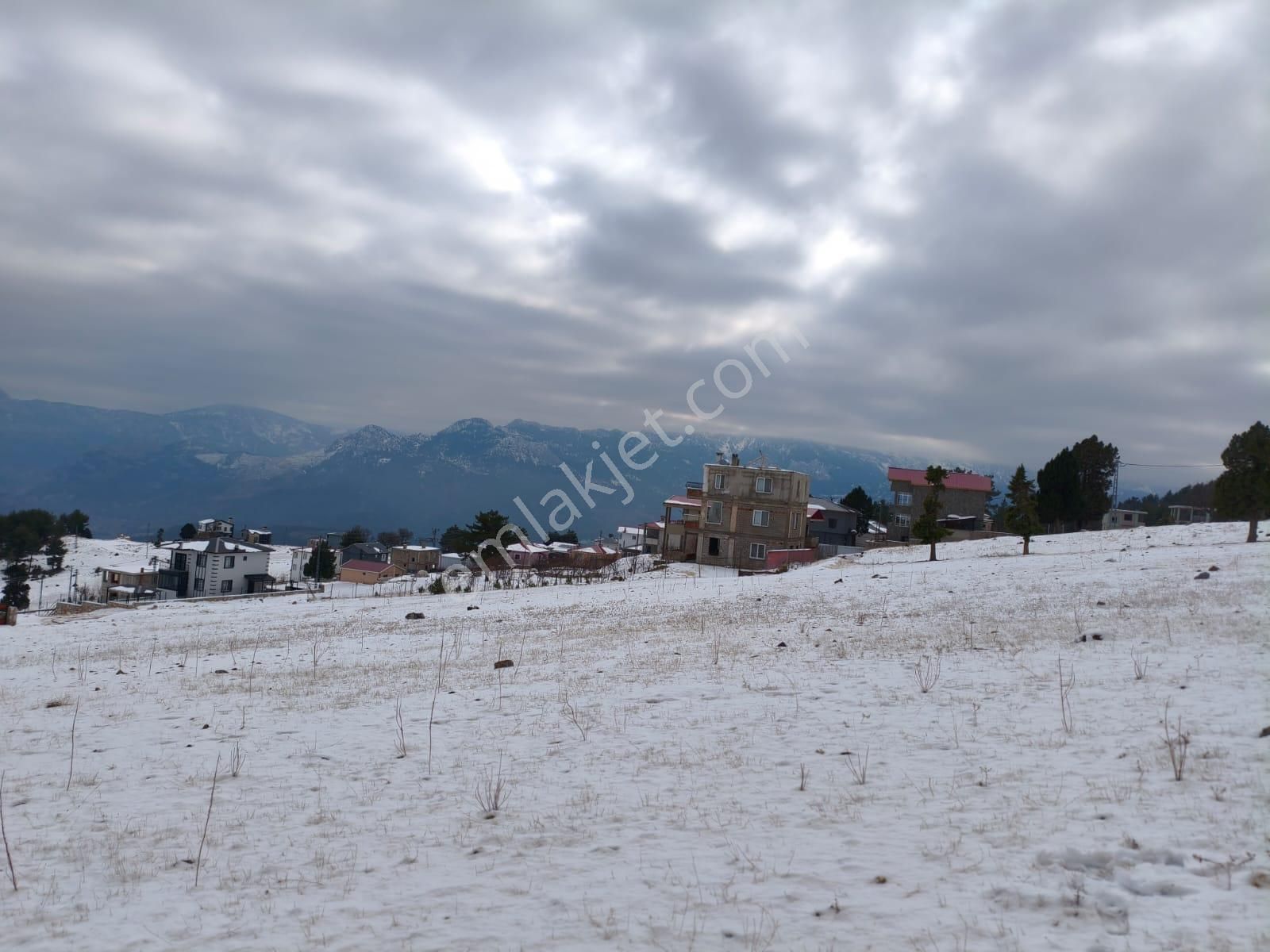 Kar Emlaktan Yenikonacık Bozkırlı Mevkiinde 400 M2 Satılık Arsa - Görsel 9