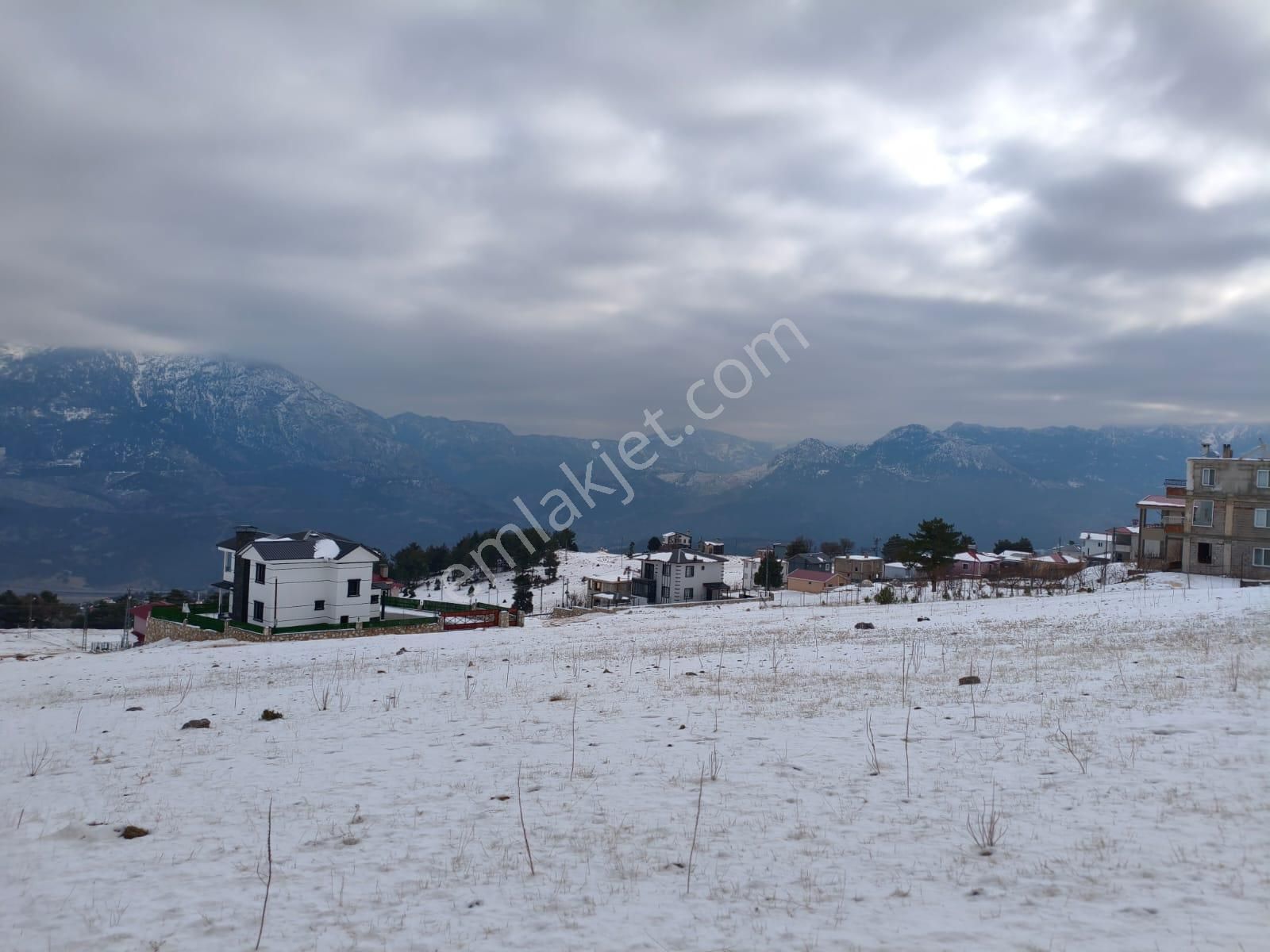 Kar Emlaktan Yenikonacık Bozkırlı Mevkiinde 400 M2 Satılık Arsa - Görsel 12