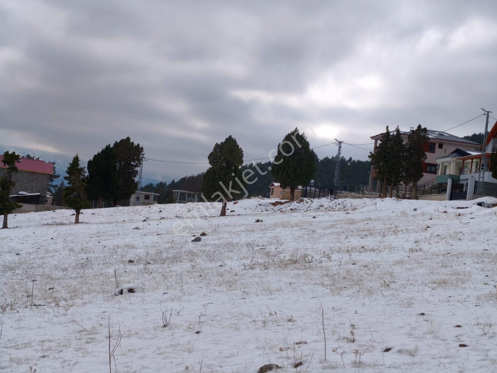 Kar Emlaktan Yenikonacık Bozkırlı Mevkiinde 400 M2 Satılık Arsa - Görsel 24
