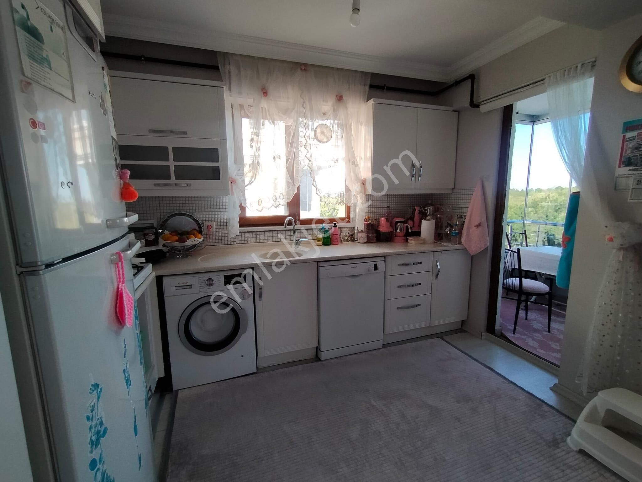 Samsunilkadımkıran Mahallesinde 2+1 Satılık Fırsat Daire - Görsel 8