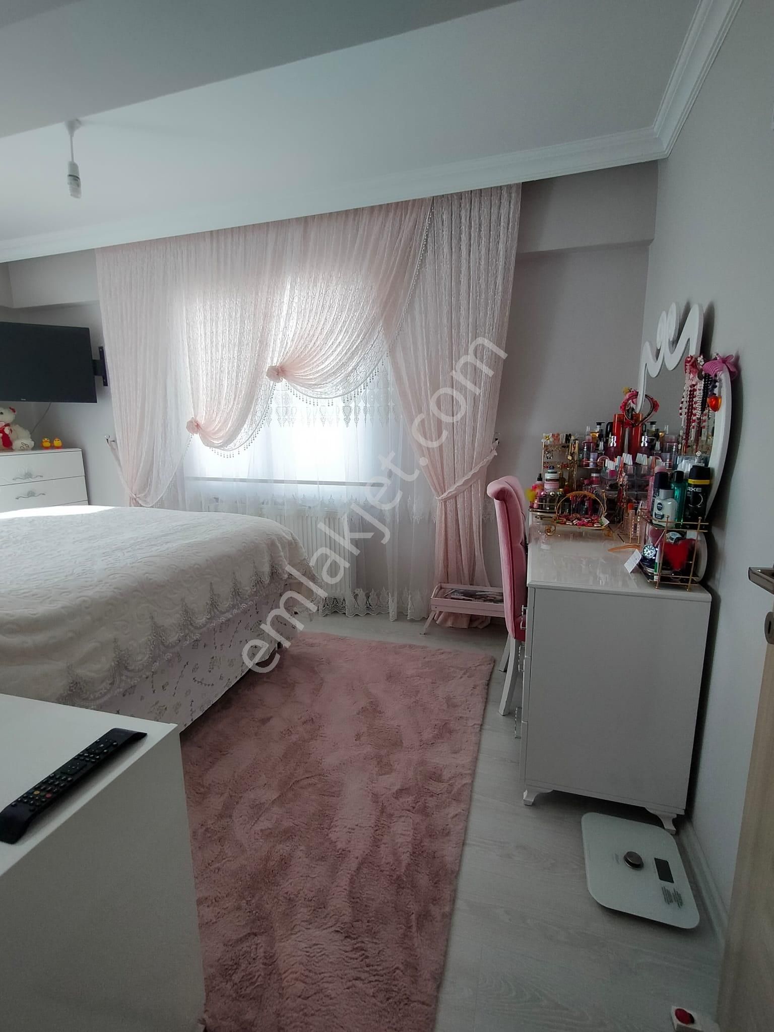 Samsunilkadımkıran Mahallesinde 2+1 Satılık Fırsat Daire - Görsel 17