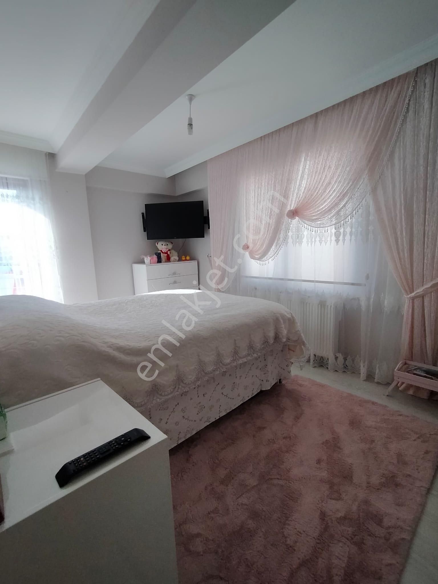 Samsunilkadımkıran Mahallesinde 2+1 Satılık Fırsat Daire - Görsel 22