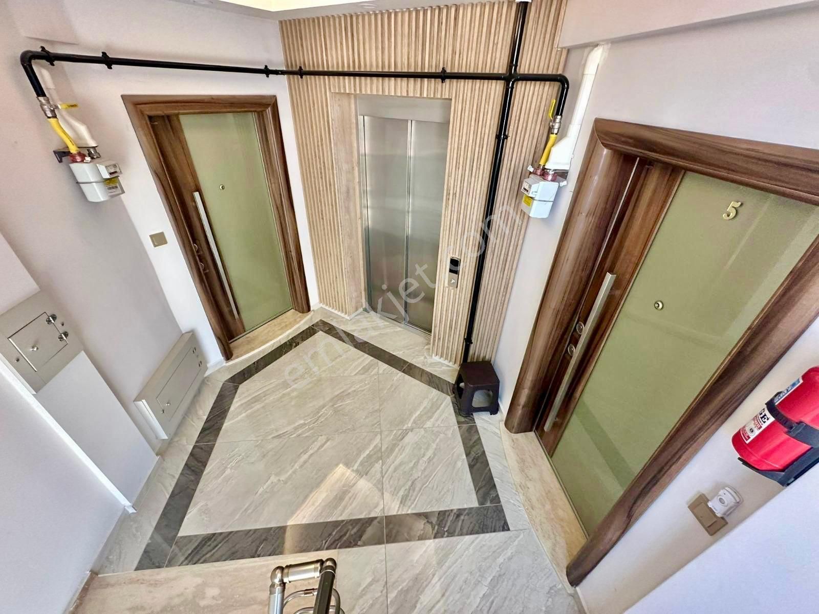 ⭐ay Emlaktan⭐akçay İkizçay'da Kombili Denize Yakın Ön Cephe Şık Tasarımlı Satılık 2+1 Lüx Daire - Görsel 27