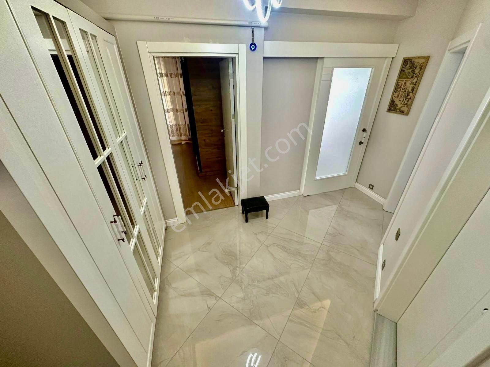 ⭐ay Emlaktan⭐akçay İkizçay'da Kombili Denize Yakın Ön Cephe Şık Tasarımlı Satılık 2+1 Lüx Daire - Görsel 22