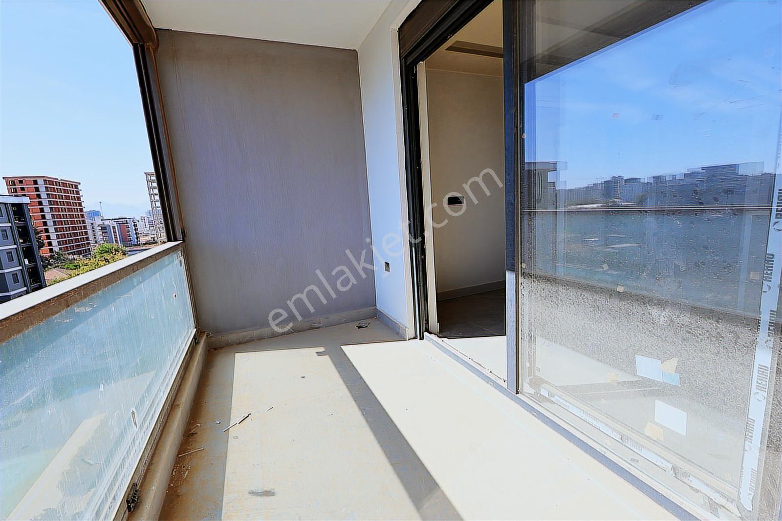 Altıntaş'ta Aqua Havuzlu Lüks Sitede Katta 1+1 Satılık Daire - Görsel 7