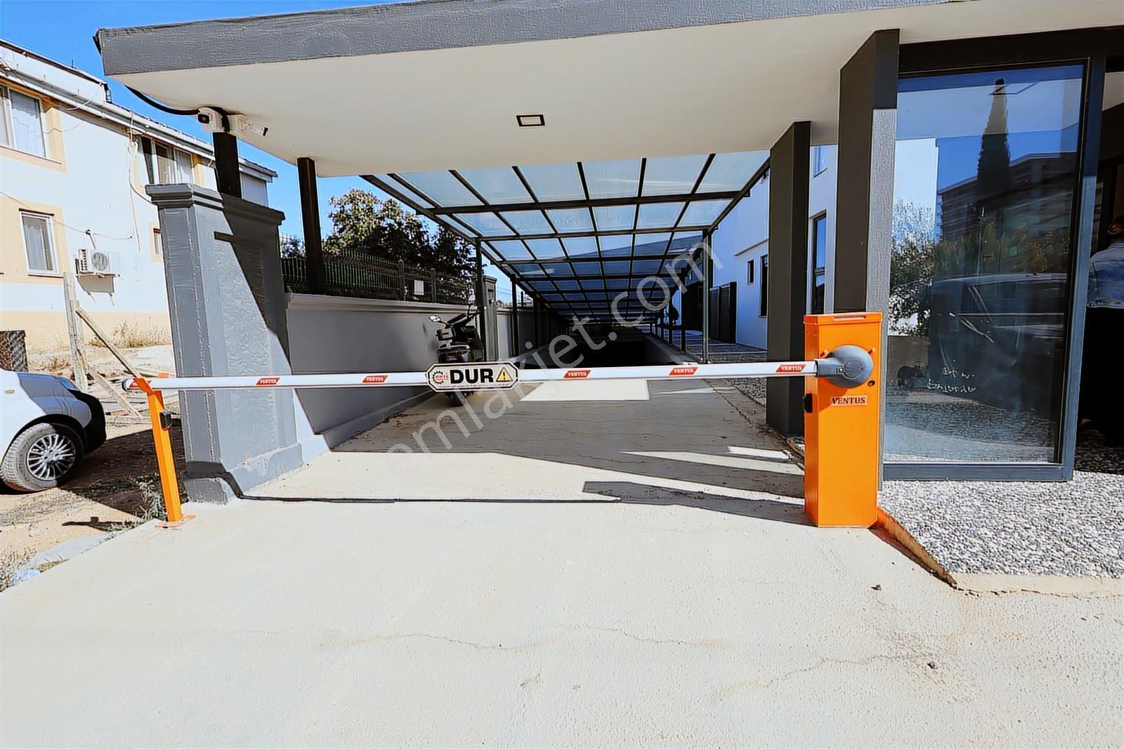 Altıntaş'ta Aqua Havuzlu Lüks Sitede Katta 1+1 Satılık Daire - Görsel 25