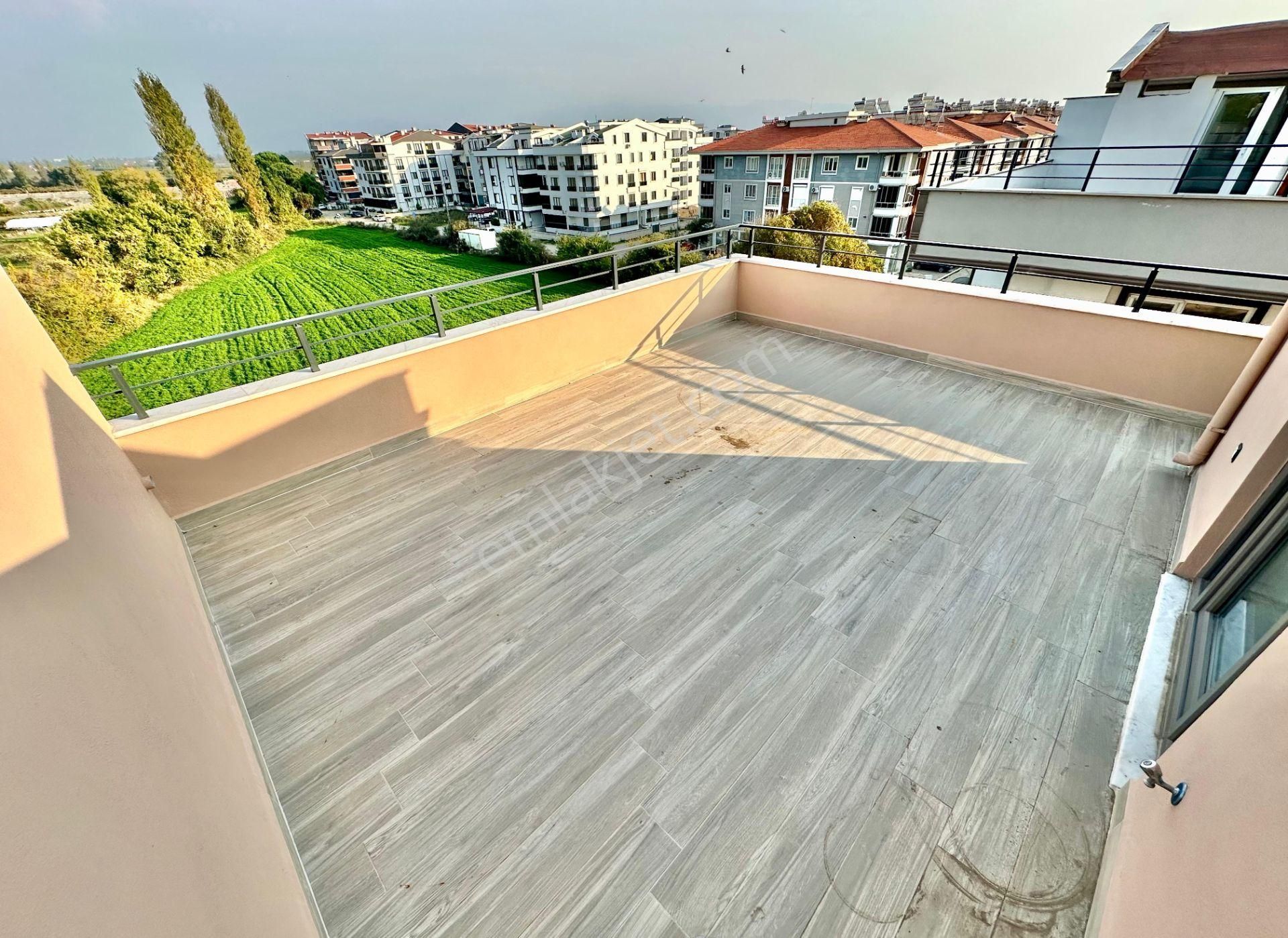 ꧁ay Emlaktan ꧂altınkum'da Denize Yakın Ön Cephe Kazdağı Manzaralı Çift Teraslı 3+1 Lüx Dublex Daire