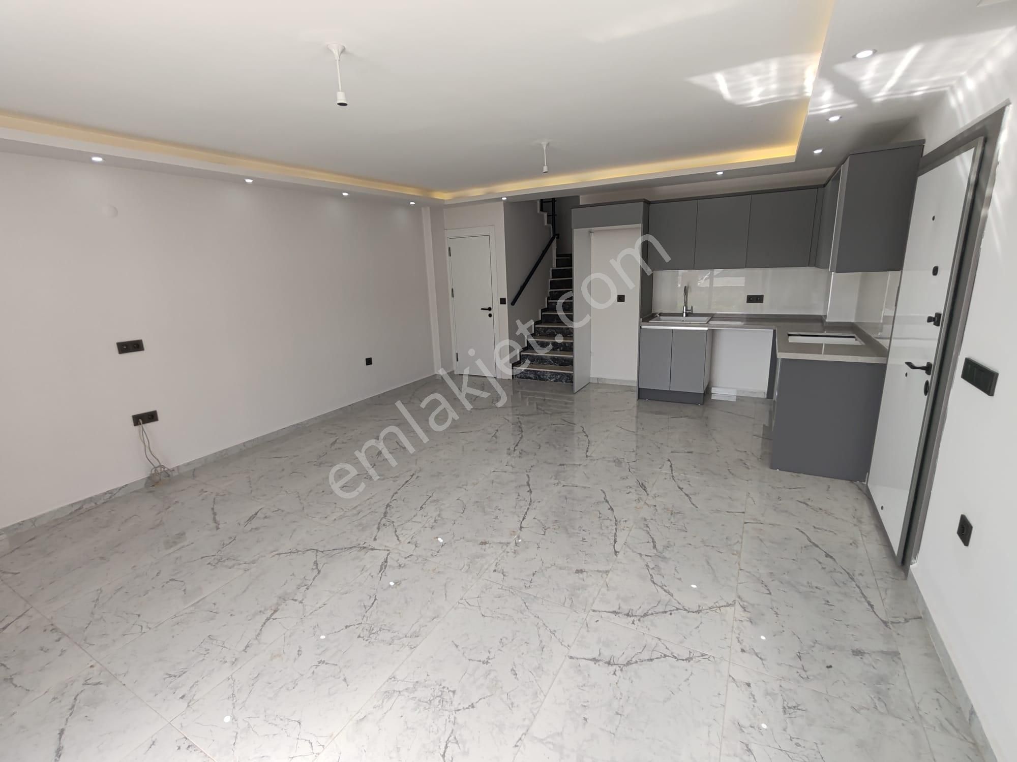 Didim'de 3+1 Fırsat Villa Ön Cephe - Görsel 6