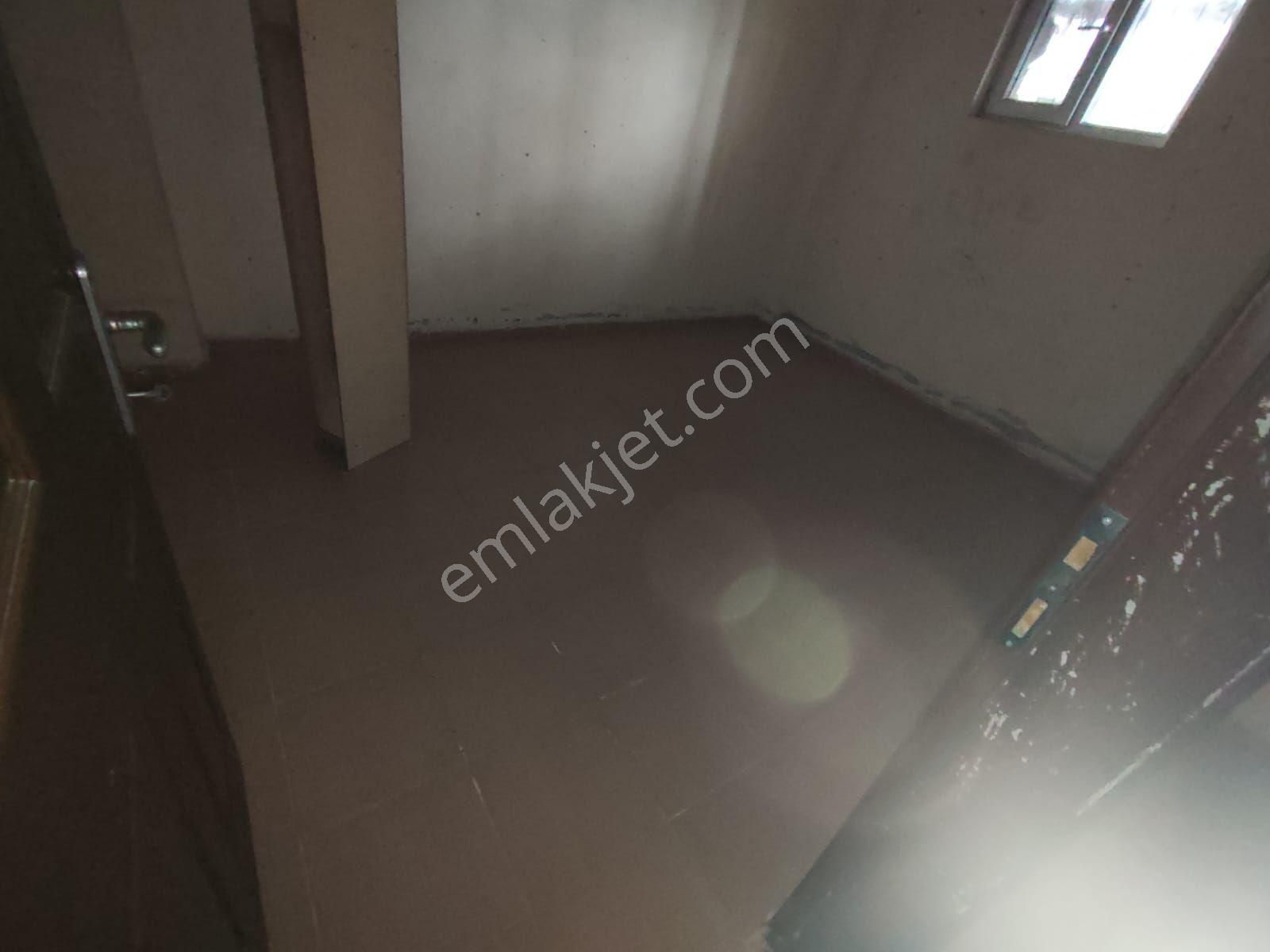 Edremit Hamidiye Mahallesinde Kiralık Tam Müstakil İş Yeri Olarak Kiraya Verilecek - Görsel 21