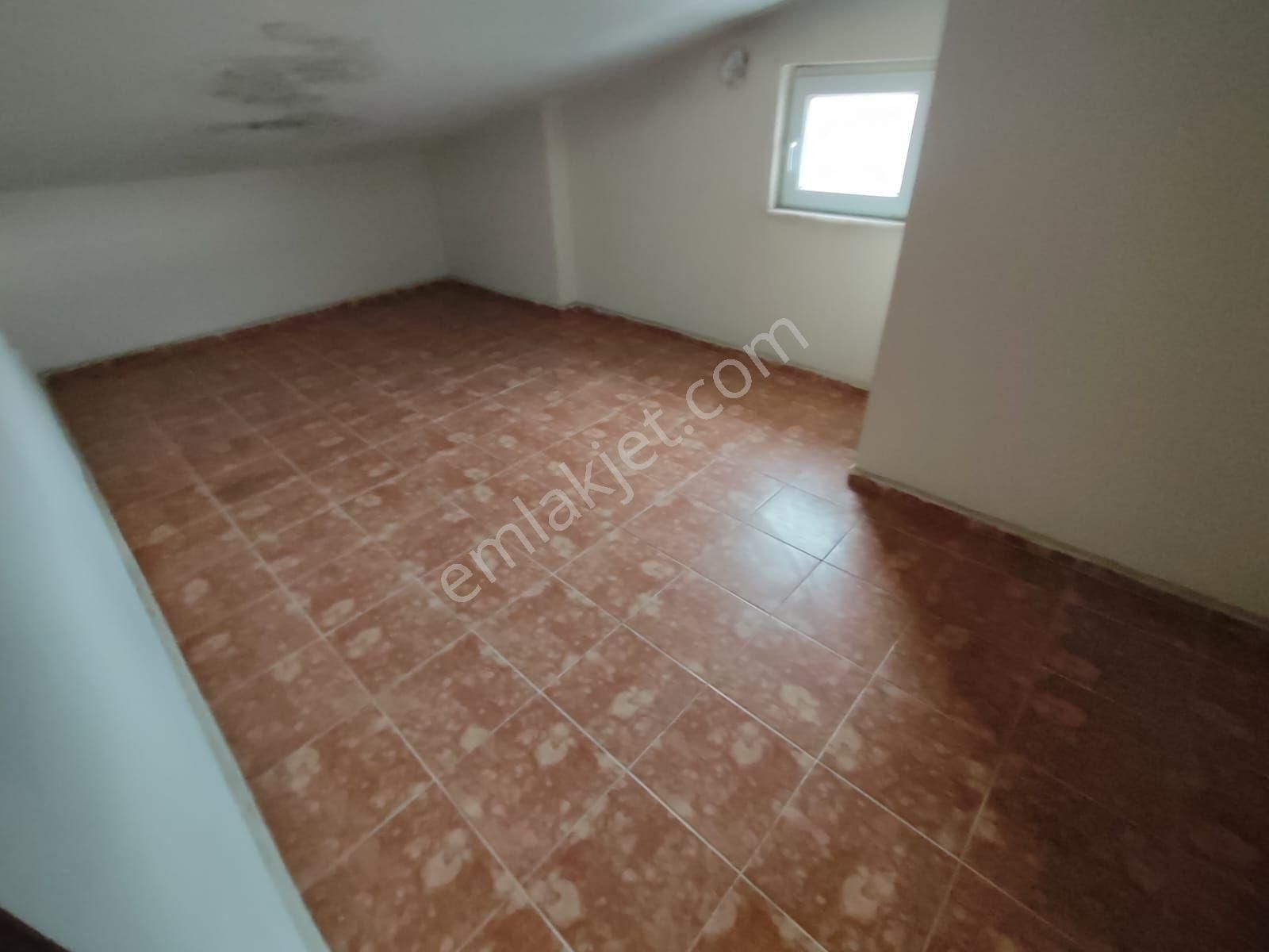 Edremit Hamidiye Mahallesinde Kiralık Tam Müstakil İş Yeri Olarak Kiraya Verilecek - Görsel 15