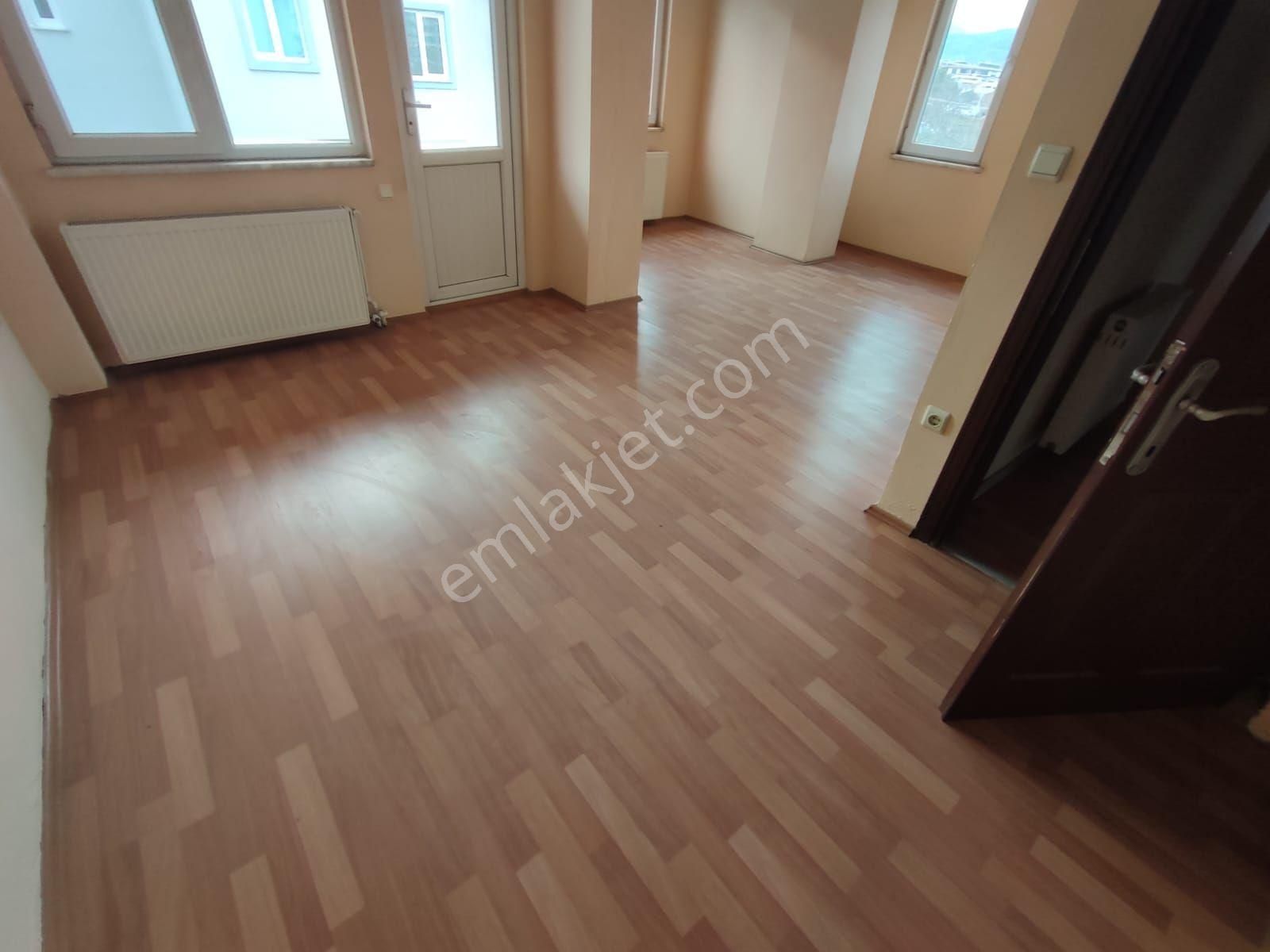 Edremit Hamidiye Mahallesinde Kiralık Tam Müstakil İş Yeri Olarak Kiraya Verilecek - Görsel 7