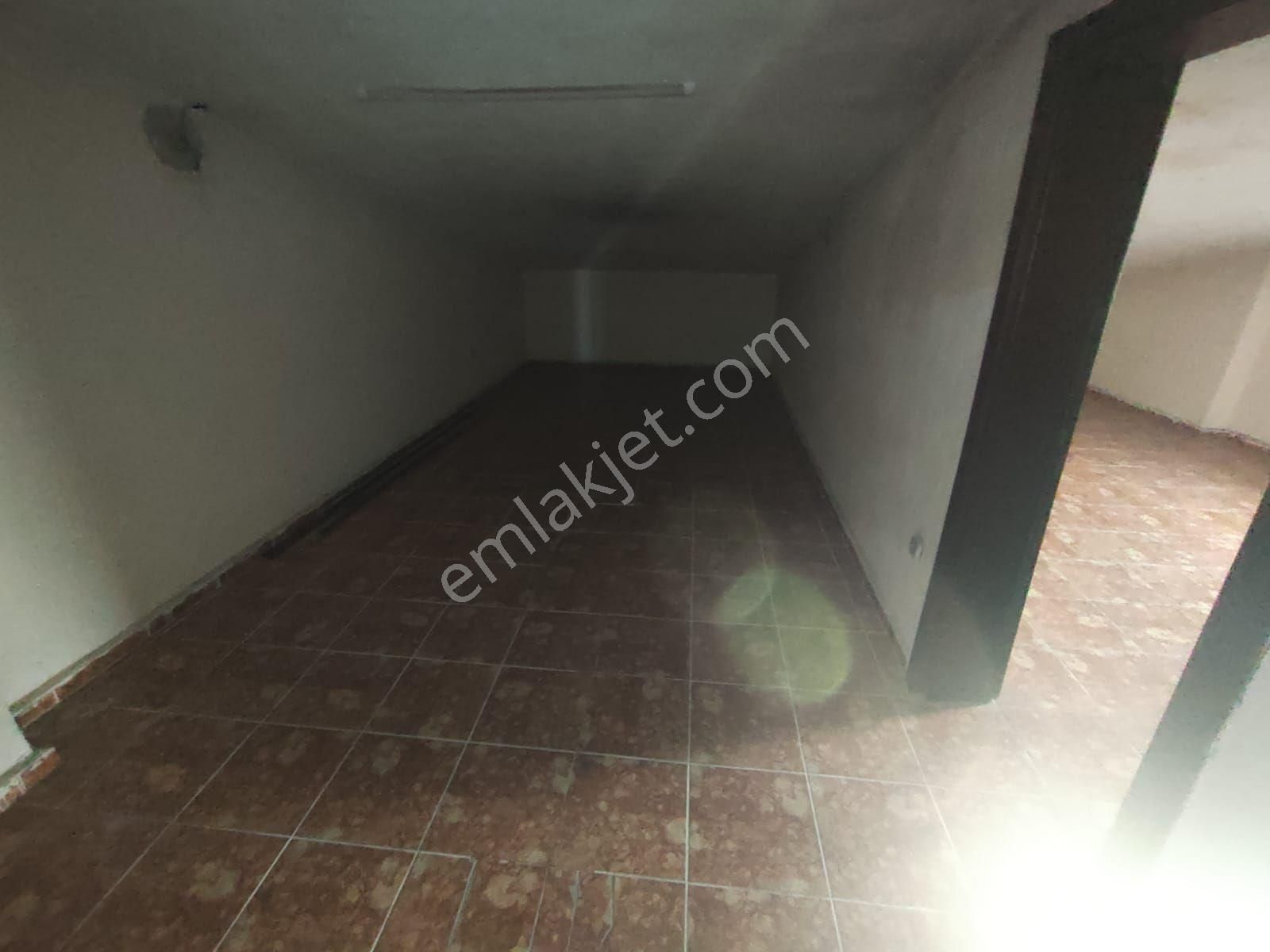 Edremit Hamidiye Mahallesinde Kiralık Tam Müstakil İş Yeri Olarak Kiraya Verilecek - Görsel 16