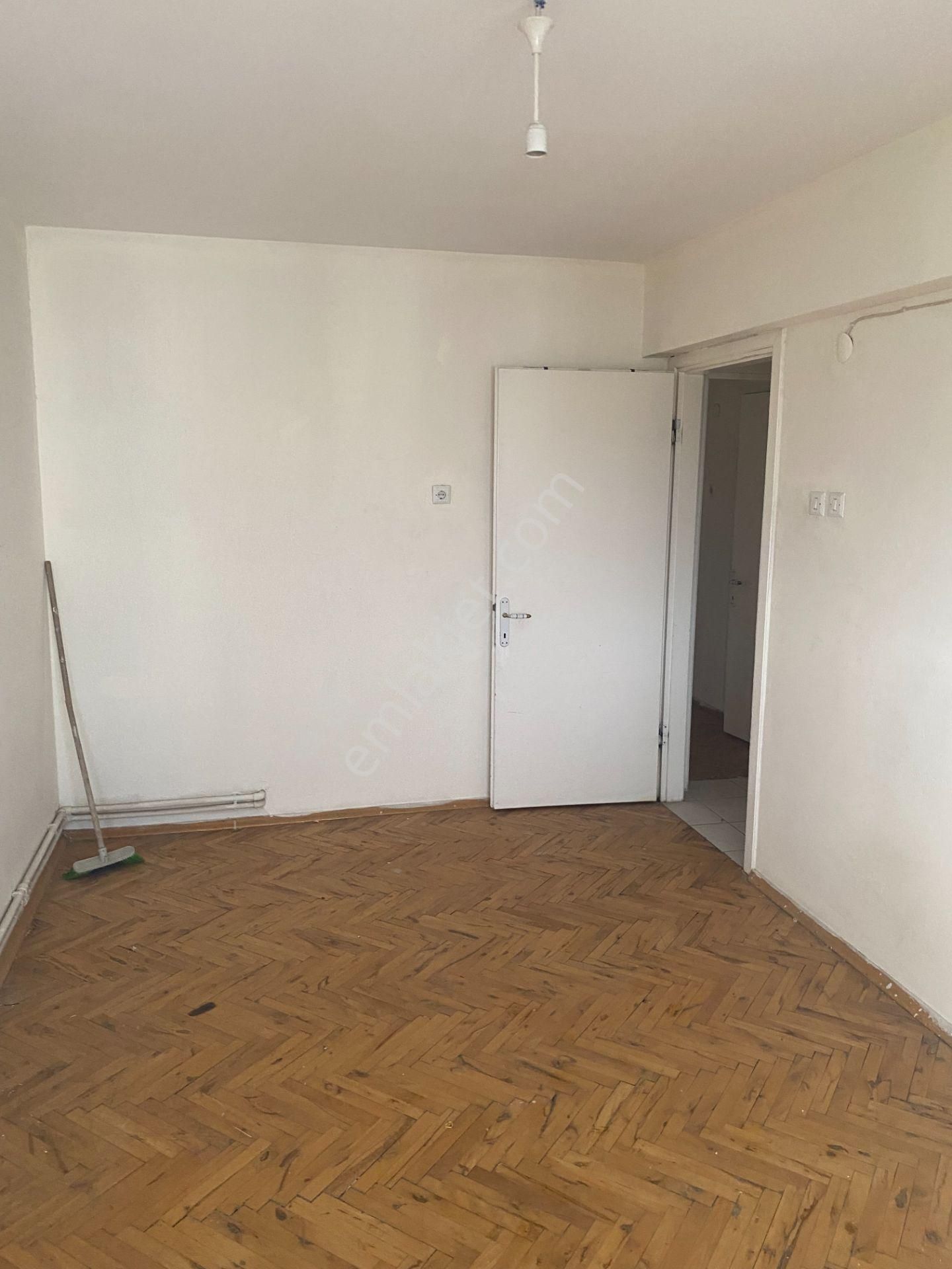 Ana Cadde Üzerinde 142 M2 Satılık Daire - Görsel 13