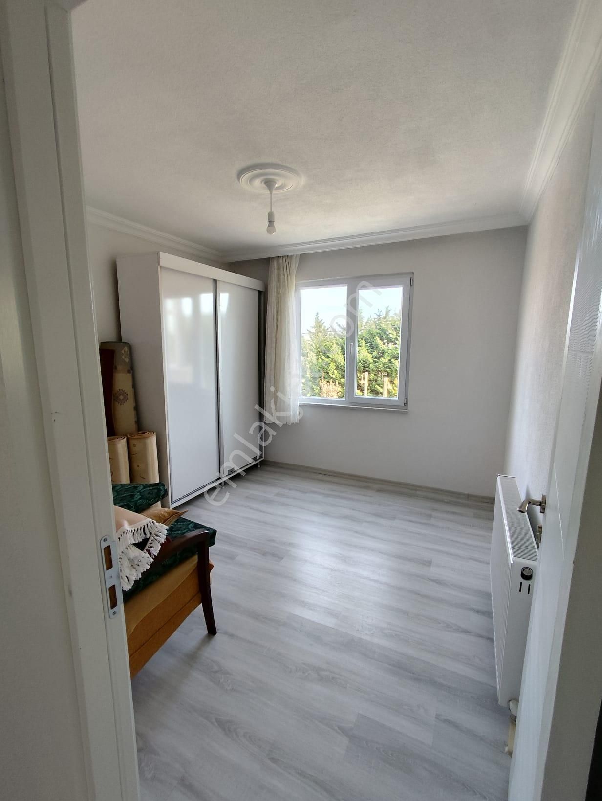 Silivride Cumhuriye Mah. Satılık 8+3 Tripleks Villa - Görsel 18