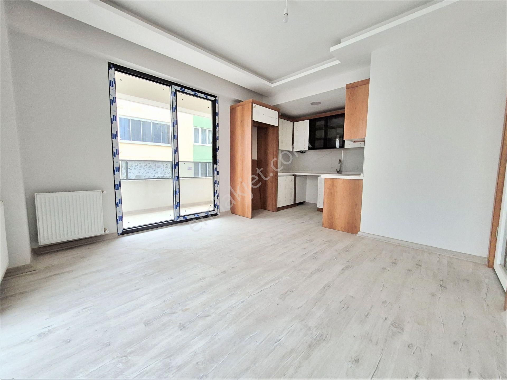 🌀gültaş Emlaktan Edremitte Satılık 1+1 Yatırımlık Fırsat Sıfır Açık Mutfak Geniş Balkonlu Daire - Görsel 12