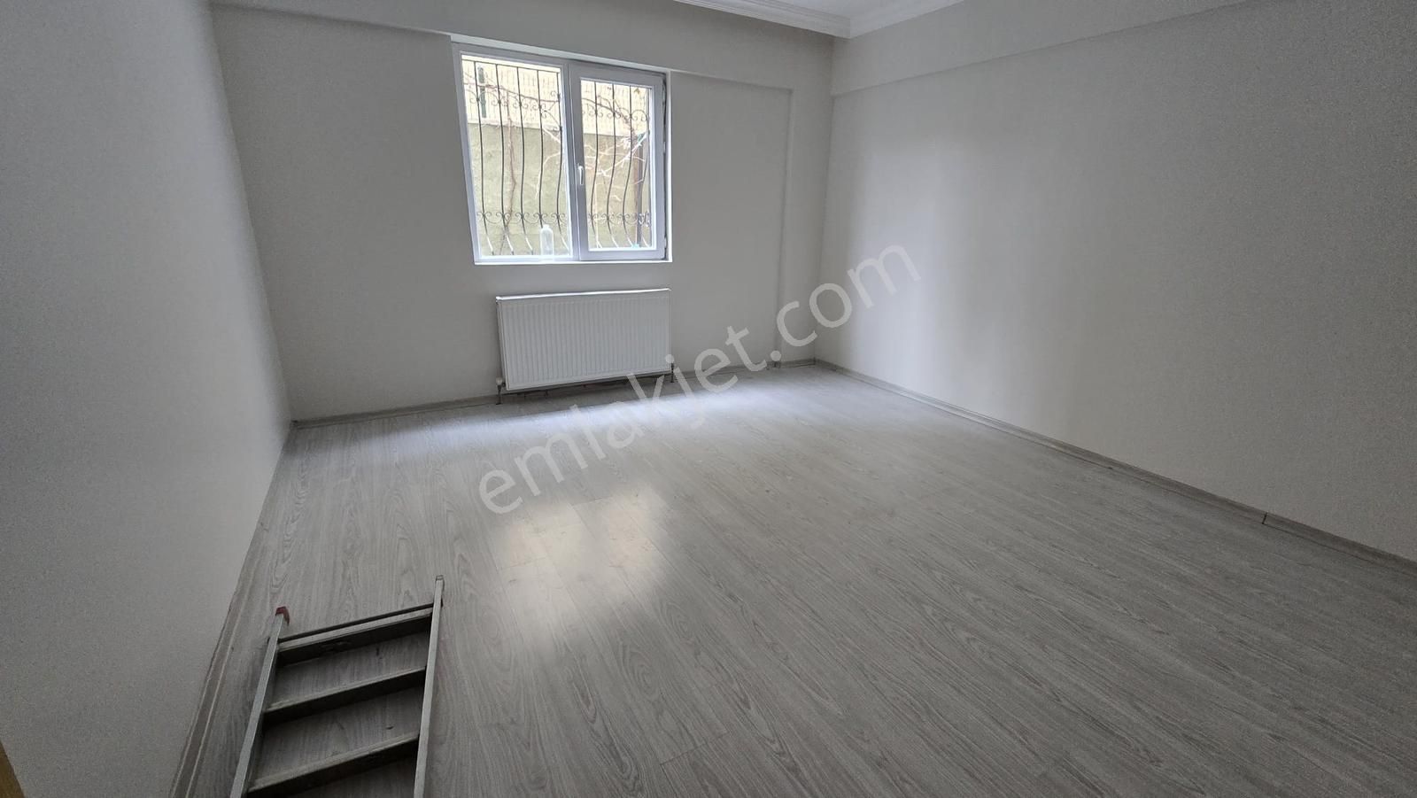 Gülveren Mah 2+1 Kot 1 Ön Cephe İçi Yapılı Merkezi Yerde - Görsel 2