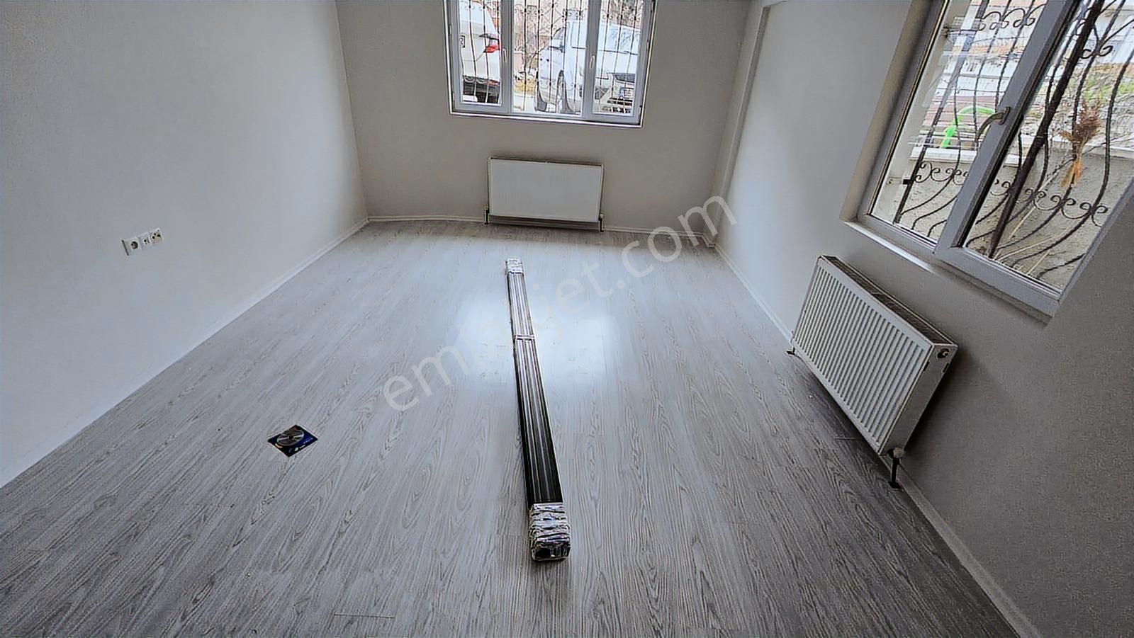 Gülveren Mah 2+1 Kot 1 Ön Cephe İçi Yapılı Merkezi Yerde - Görsel 9