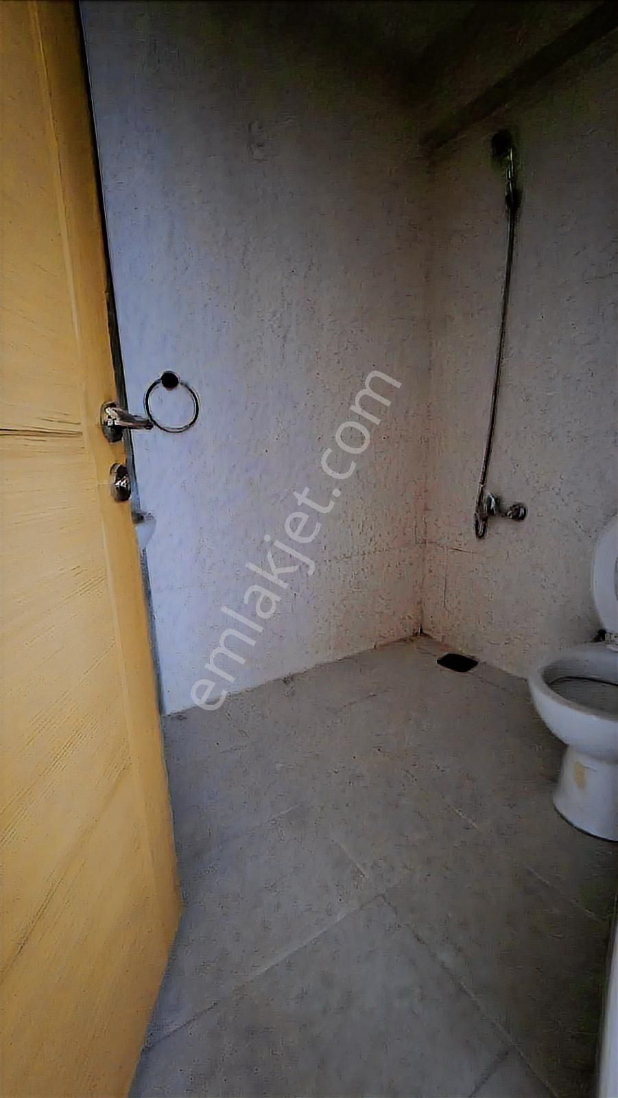 Gülveren Mah 2+1 Kot 1 Ön Cephe İçi Yapılı Merkezi Yerde - Görsel 5