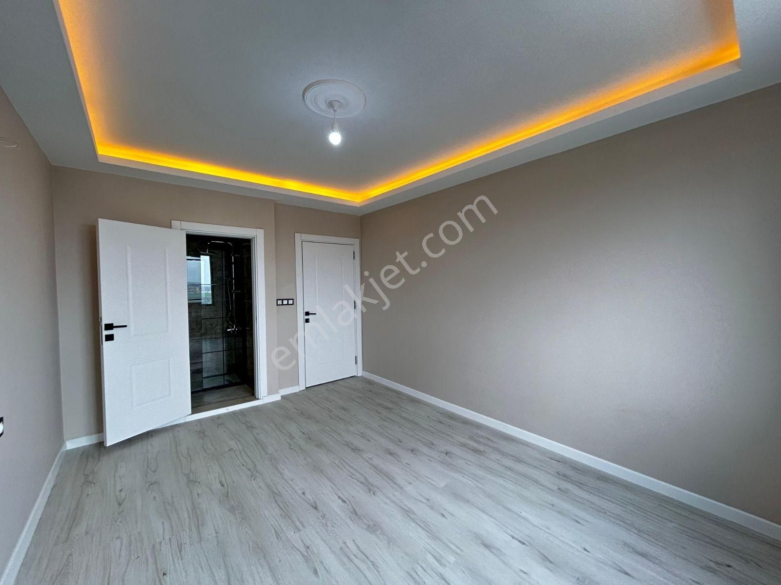Tepe Mevkiinde Lüks Konut 2+110 M2 İskanlı Daire Ebeveyn Banyo - Görsel 11
