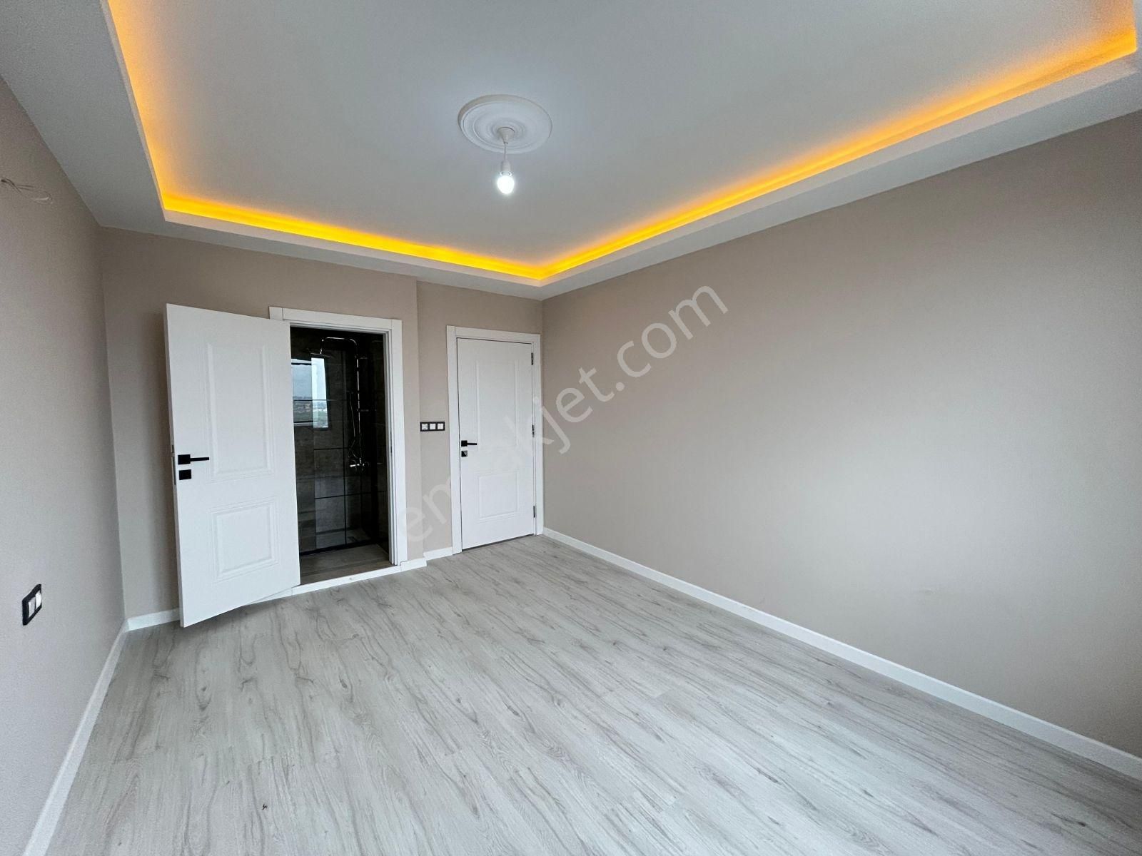 Tepe Mevkiinde Lüks Konut 2+110 M2 İskanlı Daire Ebeveyn Banyo - Görsel 2
