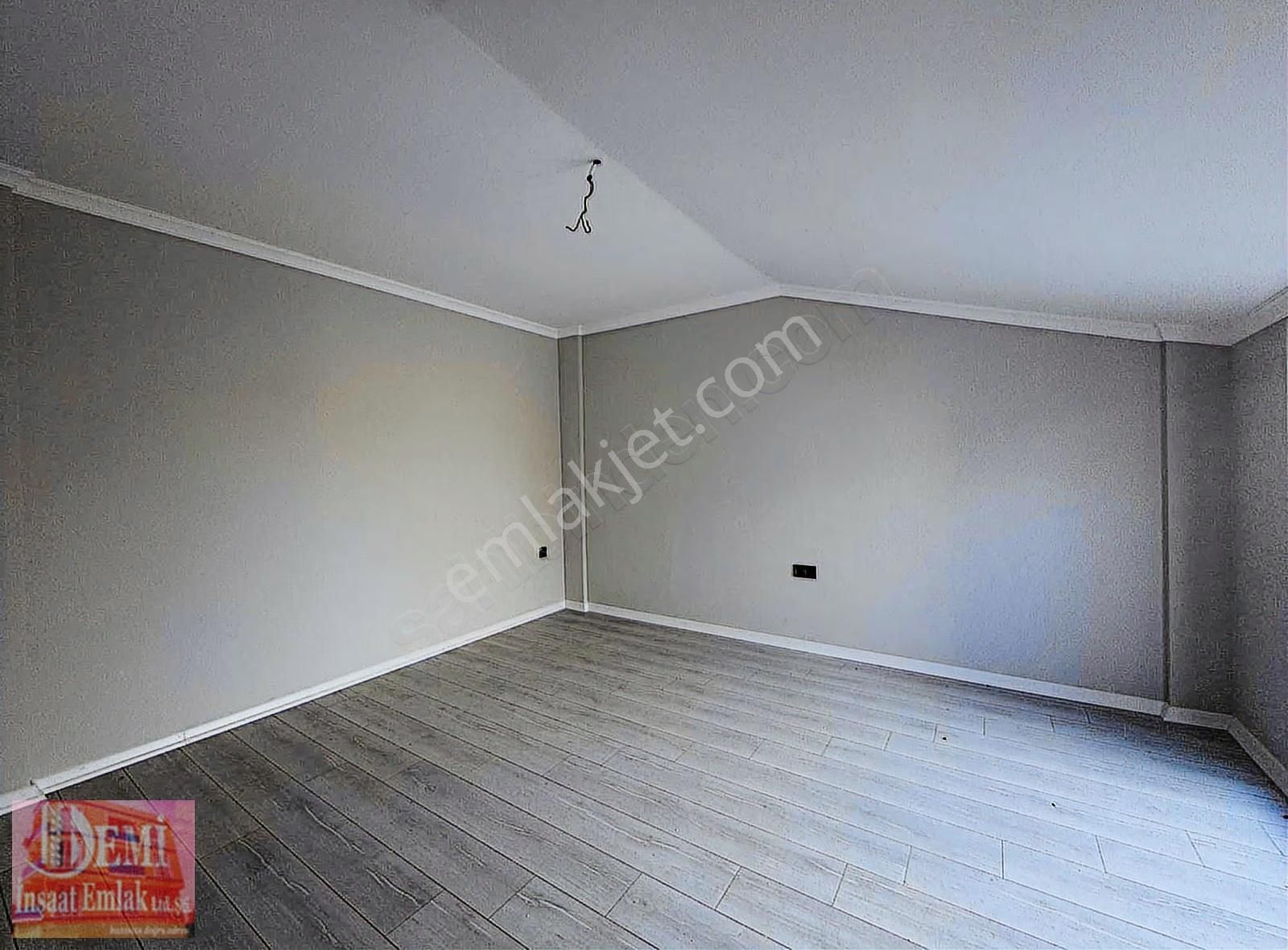 Hasanağa Mahallesinde Fırsat 2+1 Dubleks Daire - Görsel 27