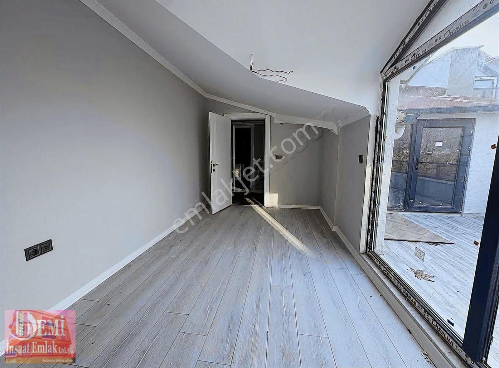 Hasanağa Mahallesinde Fırsat 2+1 Dubleks Daire - Görsel 24