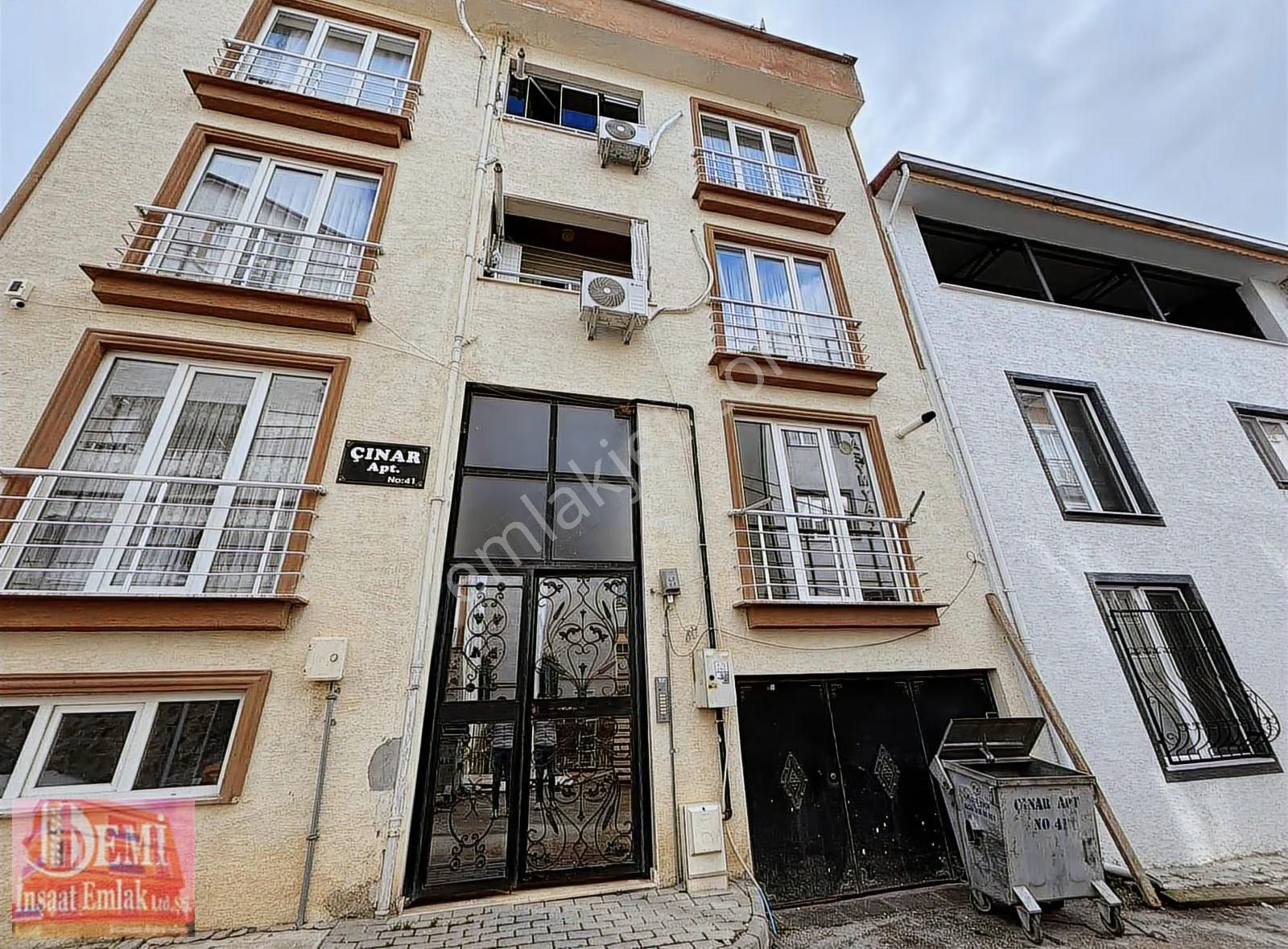 Sakarya Mahallesinde Kapalı Otoparklı & İskanlı Masrafsız 2+1 - Görsel 5