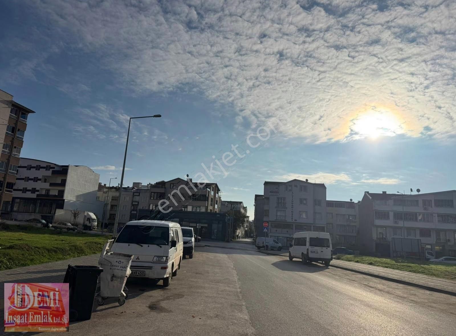 Sakarya Mahallesinde Kapalı Otoparklı & İskanlı Masrafsız 2+1 - Görsel 6