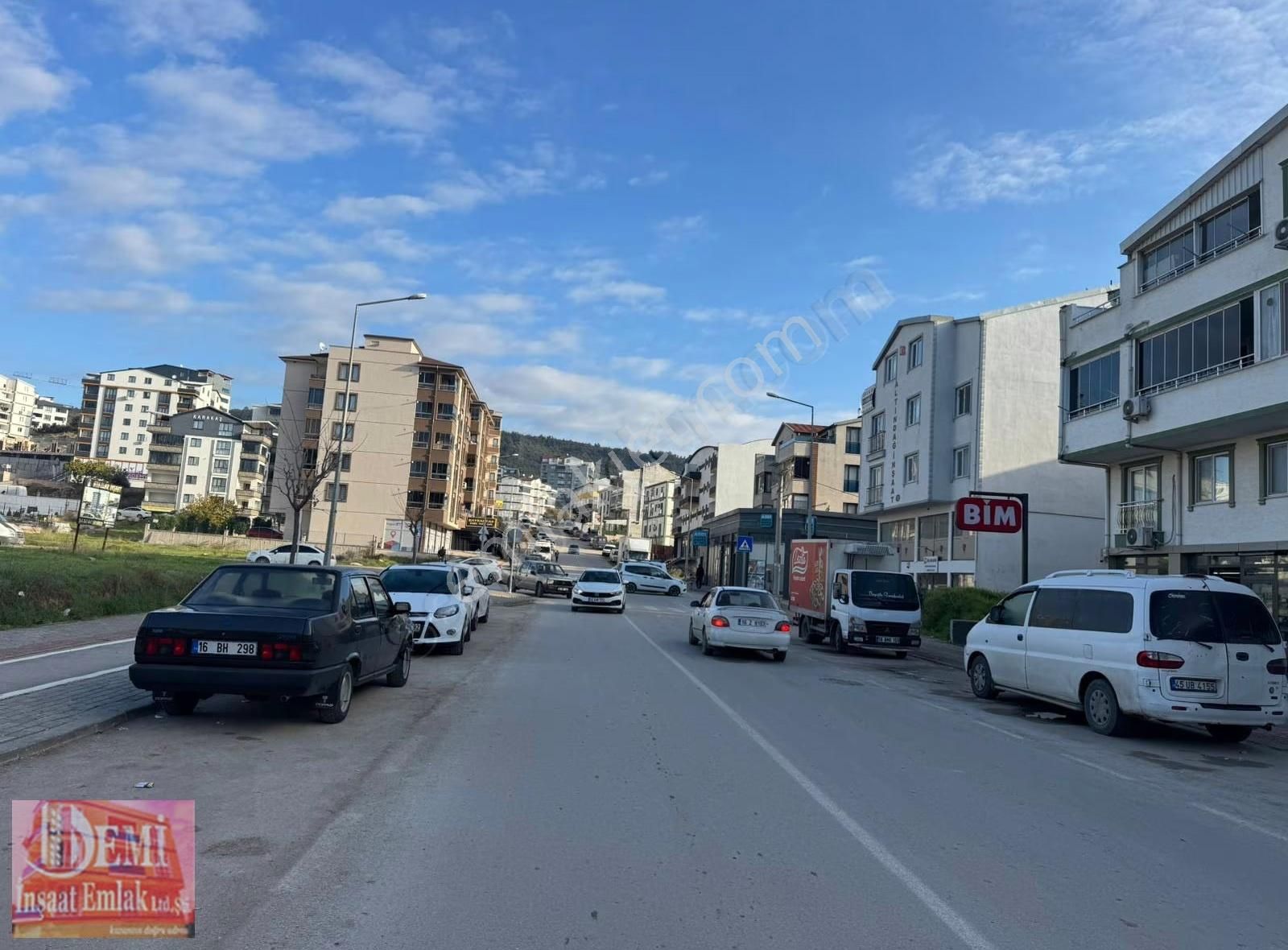 Sakarya Mahallesinde Kapalı Otoparklı & İskanlı Masrafsız 2+1 - Görsel 20
