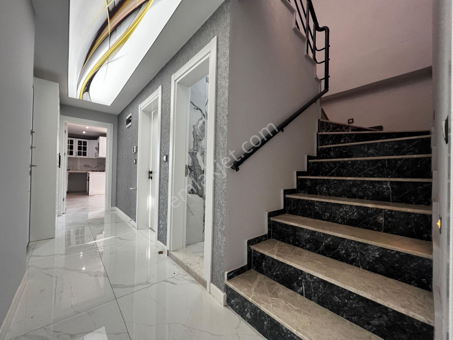 Yiğit'ten Altınkum'da 3+1 Öncephe Asansörlü Satılık Dubleks Daire - Görsel 17