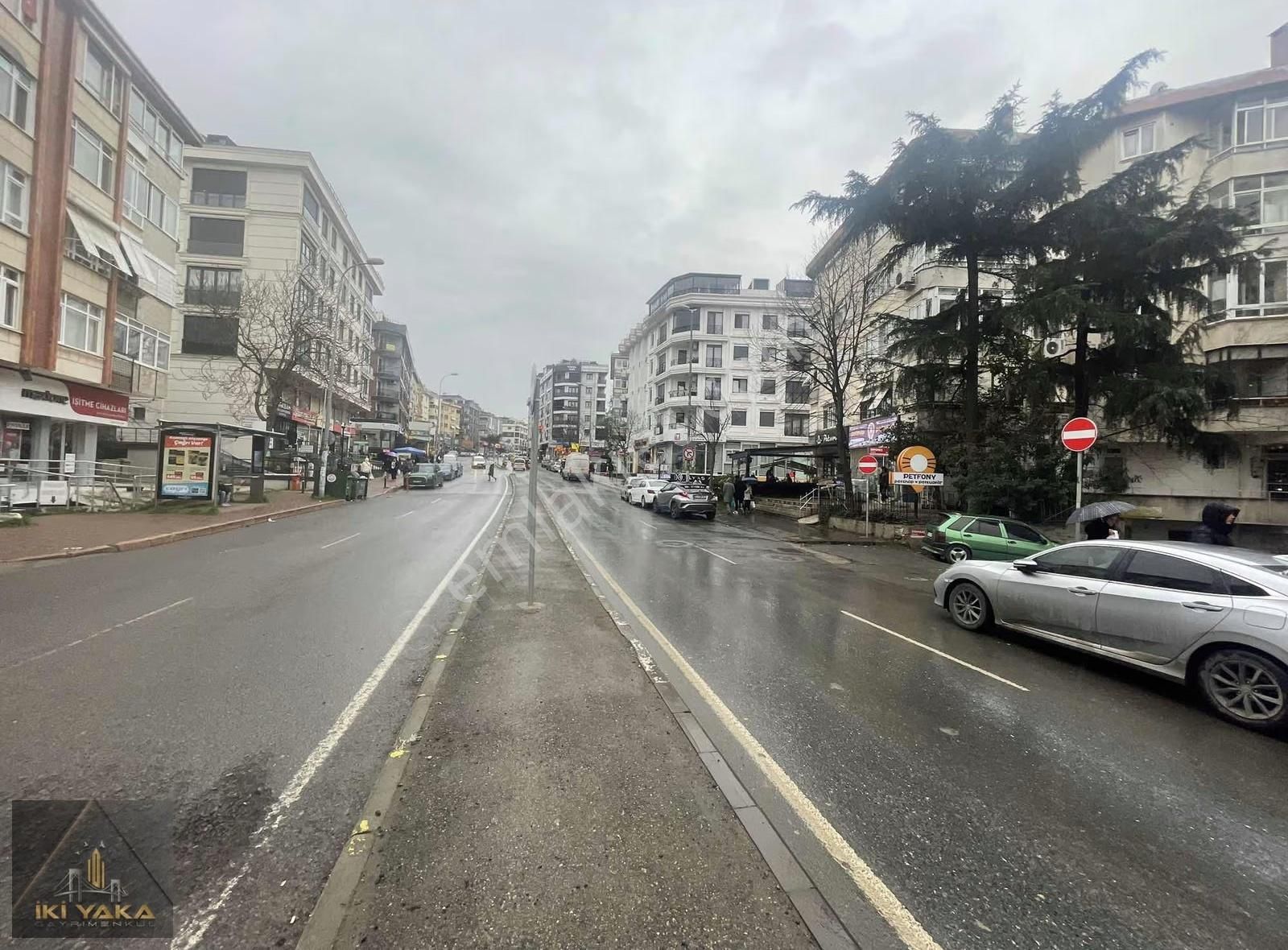 İkiyaka'dan Fırsatt!! Minibüs Yolu Üzerinde Satılık 4+1 - Görsel 28