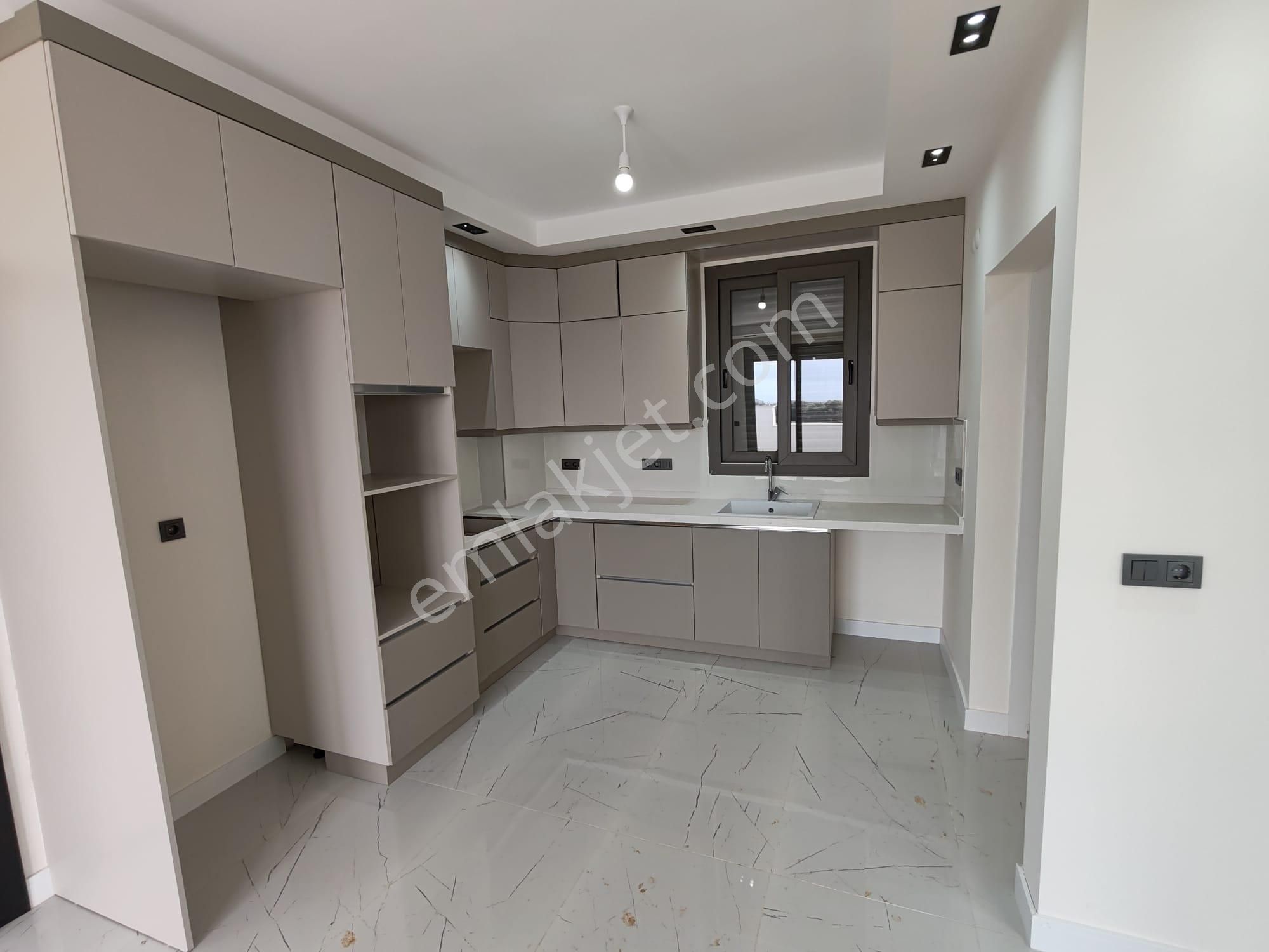 Didim'de En Mantıklı Villalardan 3+1 Havuzlu - Görsel 11