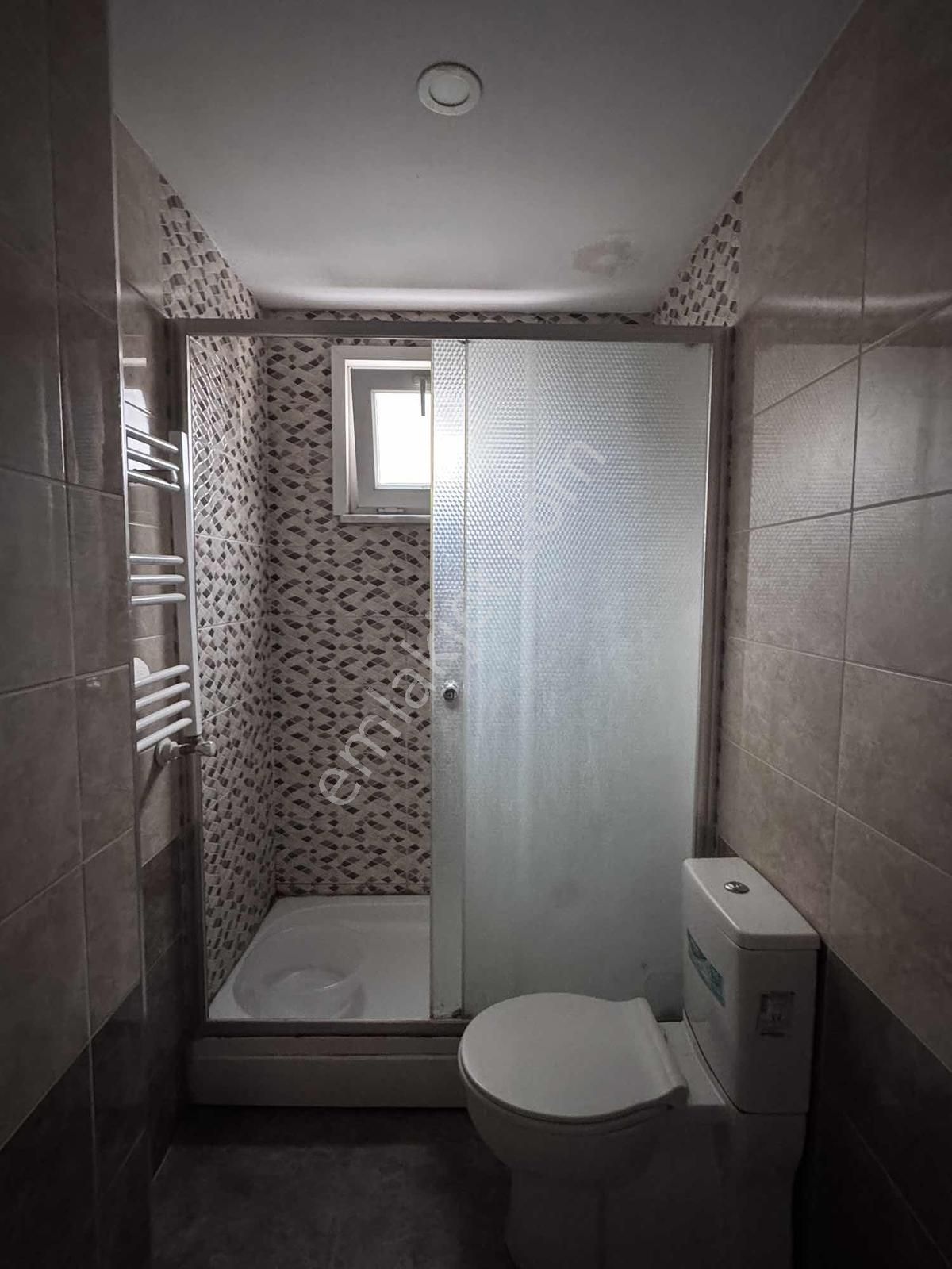 Çekmeköy Cumhuriyet Mh Kiralık 2+1 Arakat Daire - Görsel 18