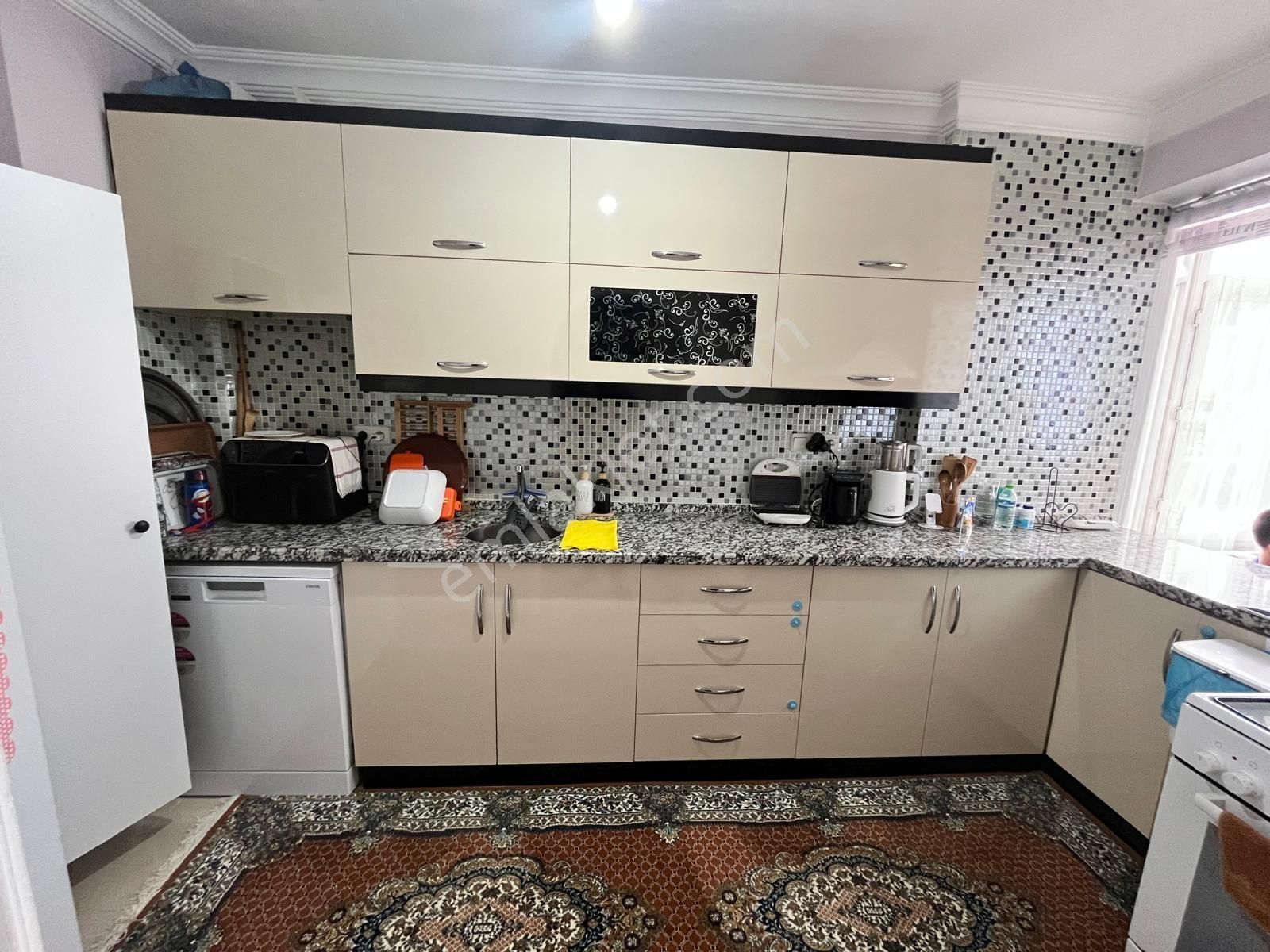 !!rng'den Yeşilyurt Kıyıboyu Yakını 3+1 Km Uygun Fiyat Kaçmaz!! - Görsel 3