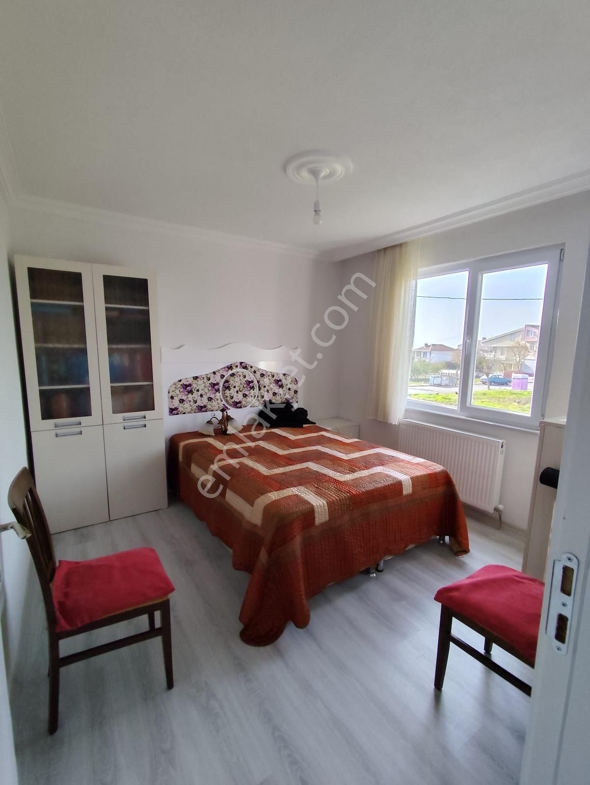 Silivride Cumhuriye Mah. Satılık 8+3 Tripleks Villa - Görsel 6