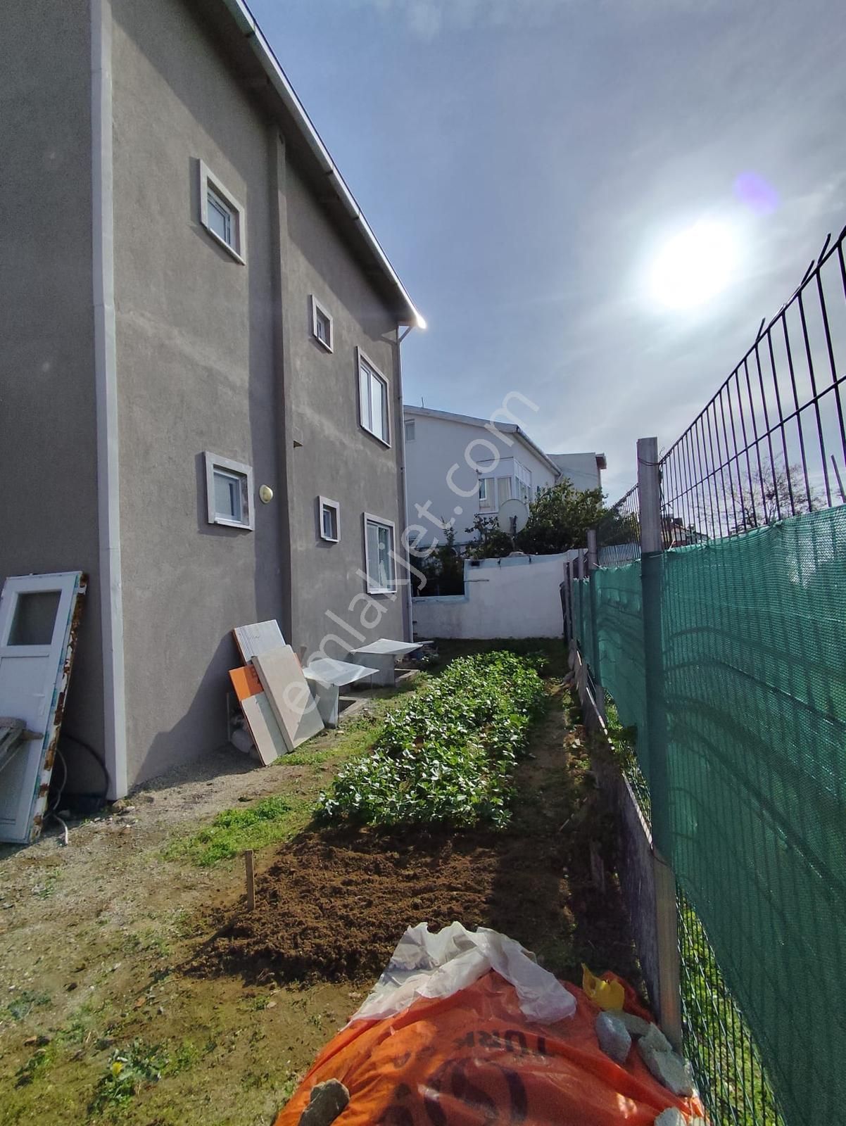 Silivride Cumhuriye Mah. Satılık 8+3 Tripleks Villa - Görsel 10