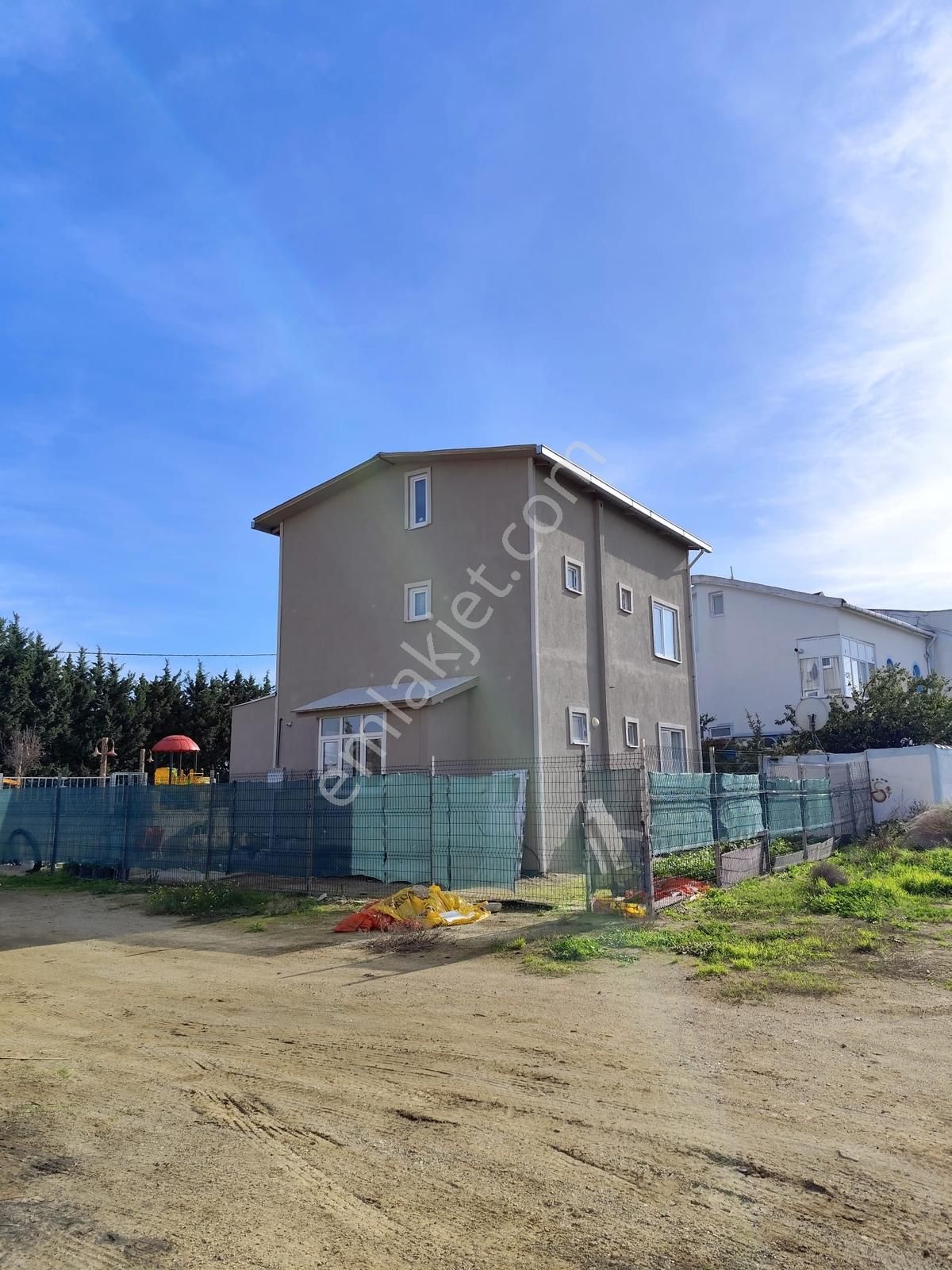 Silivride Cumhuriye Mah. Satılık 8+3 Tripleks Villa - Görsel 31