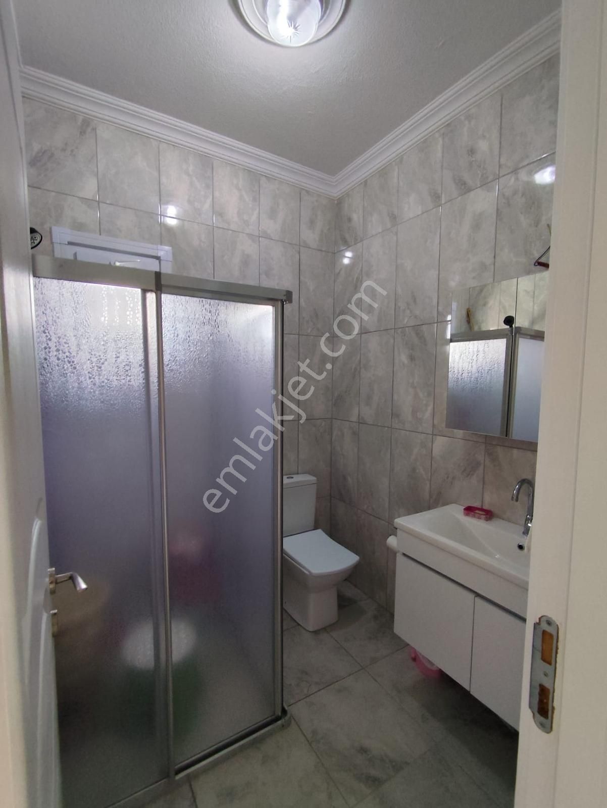 Silivride Cumhuriye Mah. Satılık 8+3 Tripleks Villa - Görsel 25