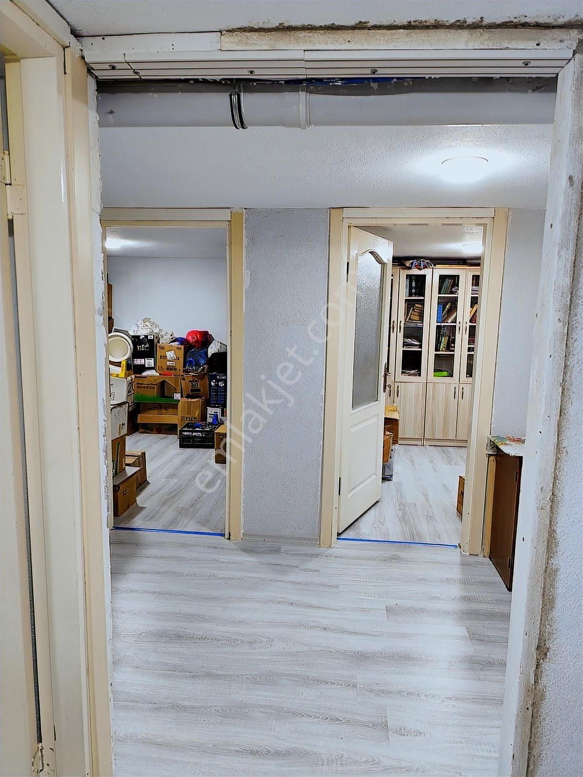 Silivride Cumhuriye Mah. Satılık 8+3 Tripleks Villa - Görsel 17