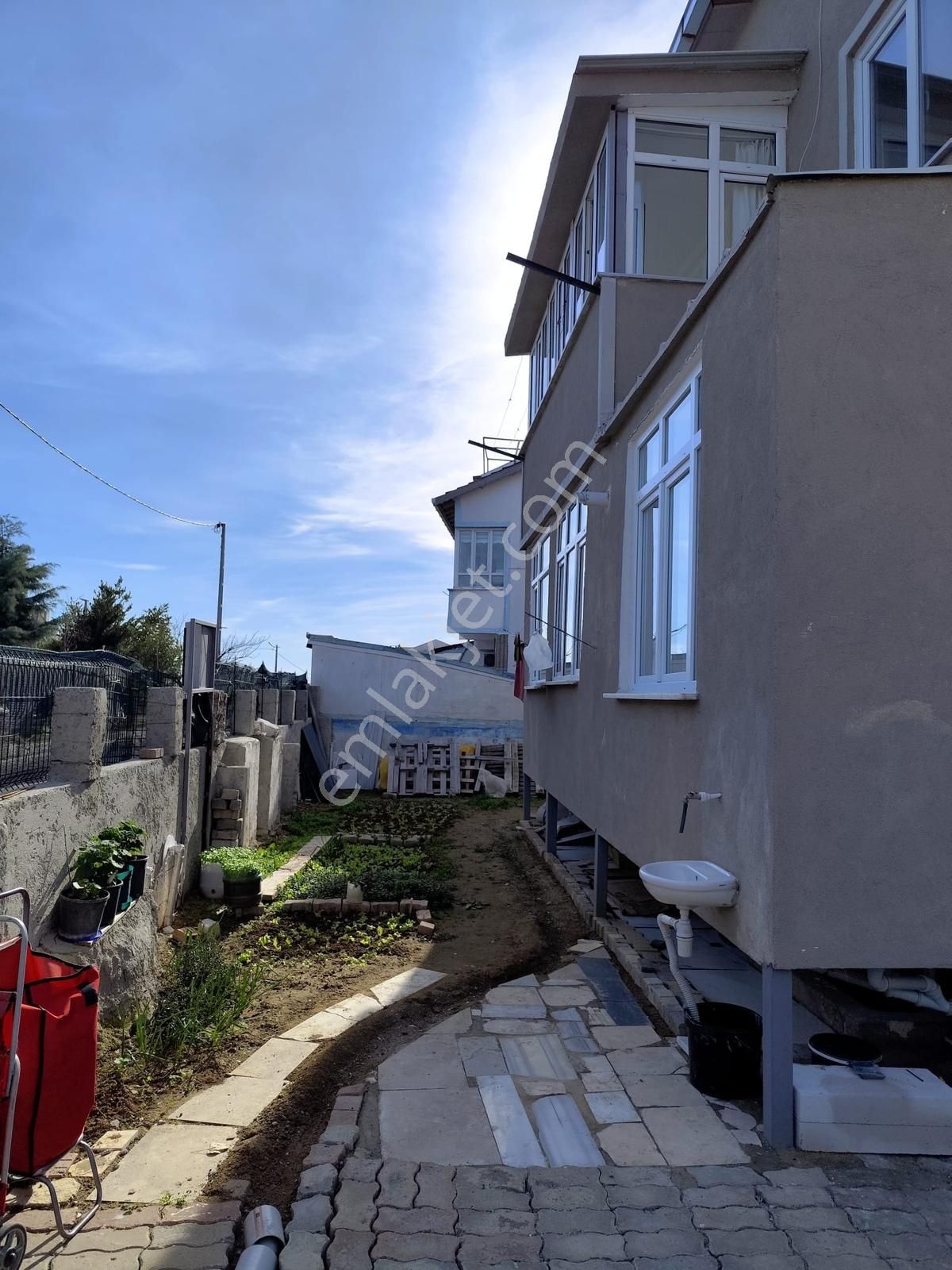 Silivride Cumhuriye Mah. Satılık 8+3 Tripleks Villa - Görsel 4