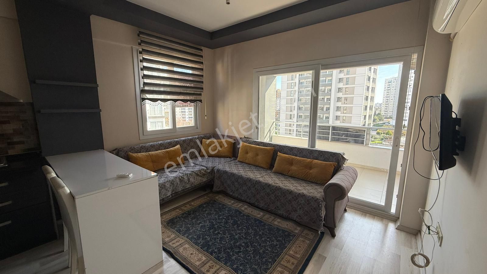 Üniversite Cadddesinde Kiralık Eşyalı 1+1 Daire - Görsel 13