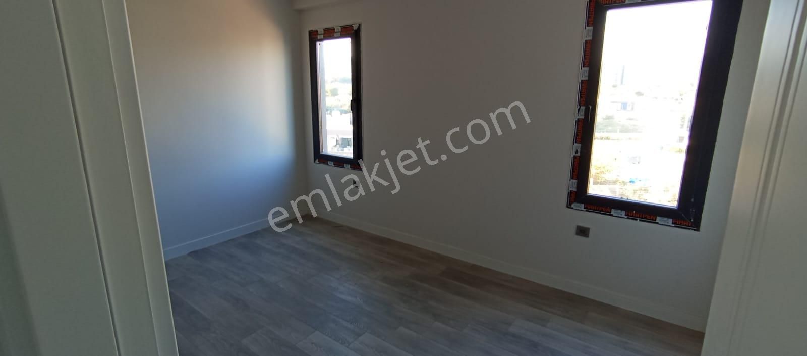 Mersin Mezitli – Eski Mezitli’de Lüks Site İçerisinde 2+1 Satılık Daire - Görsel 9